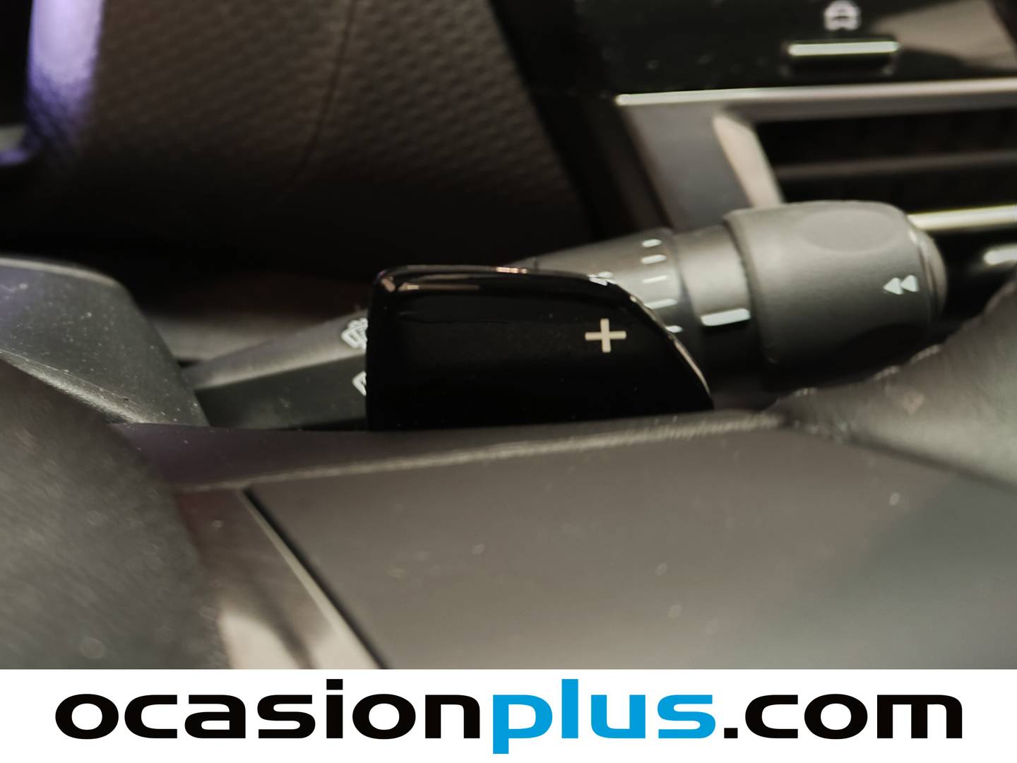 Foto Citroën C4 X Citroen C4 X 1.2 PureTech 130 S&S Shine EAT8 (131 CV)