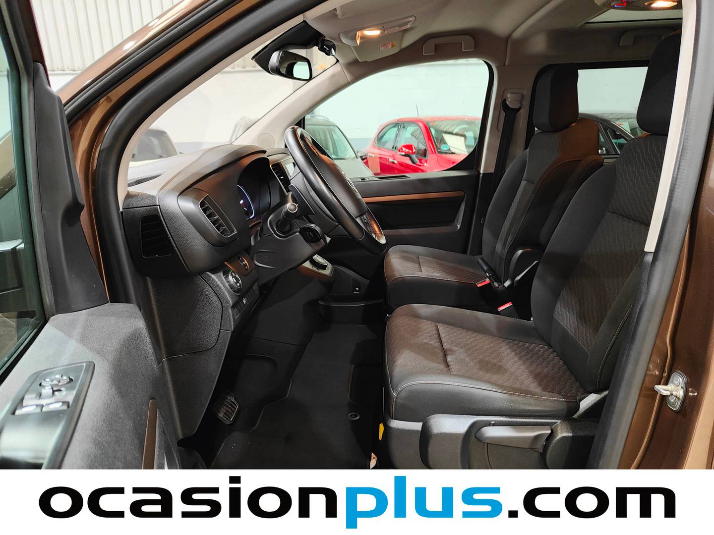 Foto asientos traseros Toyota Proace Verso Toyota Proace Verso Combi 2.0D Family Advance Pack Auto (177 CV) 8 PLAZAS