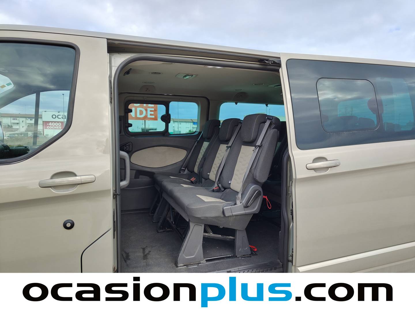 Foto Ford Tourneo Custom Ford Tourneo Custom 2.2 TDCI 300 Titanium L2 (155 CV) 8 PLAZAS