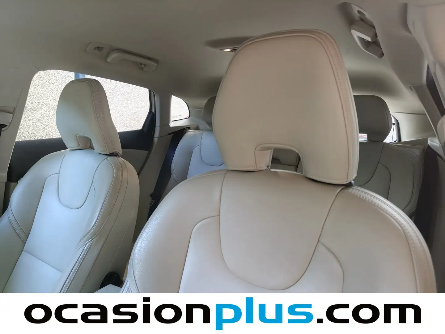 Foto Volvo V40 Cross Country Volvo V40 Cross Country Cross Country T3 Pro Auto  (152 CV)