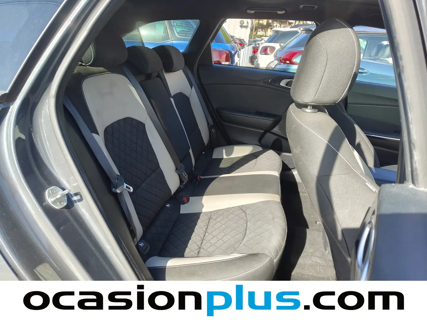 Foto KIA Ceed Kia Ceed 1.6 CRDi GT Line DCT (136 CV)