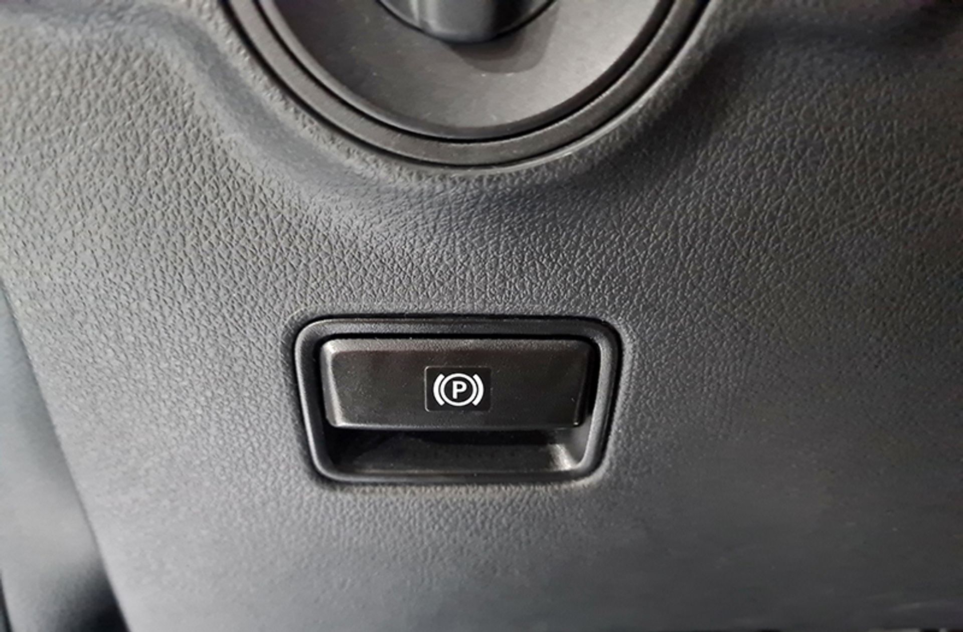 Mercedes-Benz Vito Furgon e-Vito 111 Larga - foto 22
