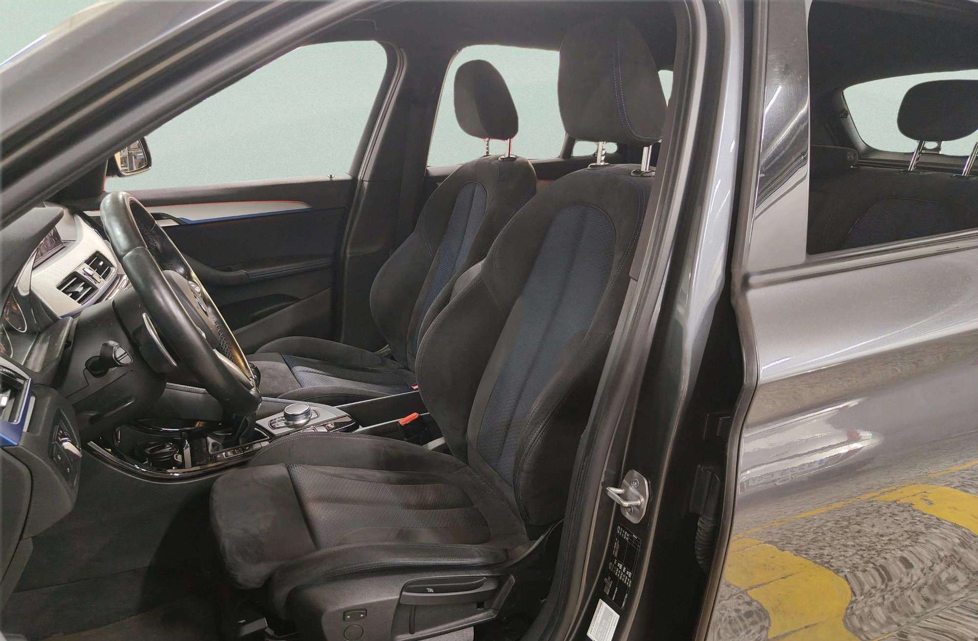 BMW X1 sDrive18d Pack M - foto 11