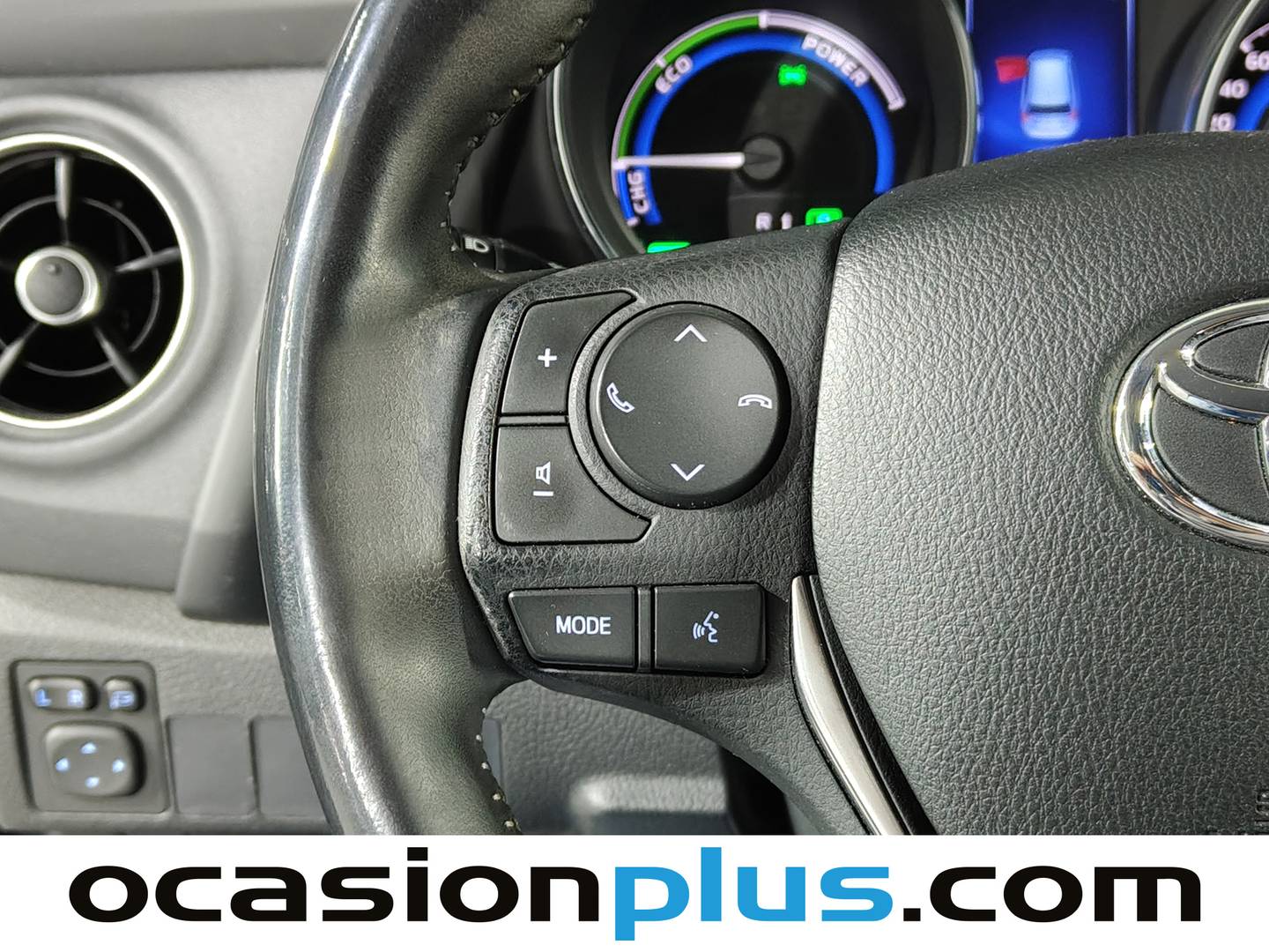 Toyota Auris Toyota Auris 140H Hybrid Touring Sports Feel! (136 CV) de segunda mano