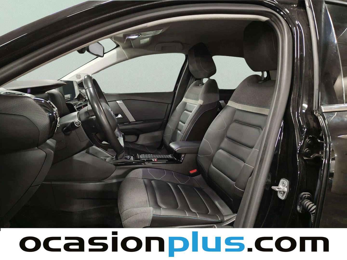 Foto asientos delanteros Citroën C4 Citroën C4 PureTech 130 S&S Shine (130 CV)