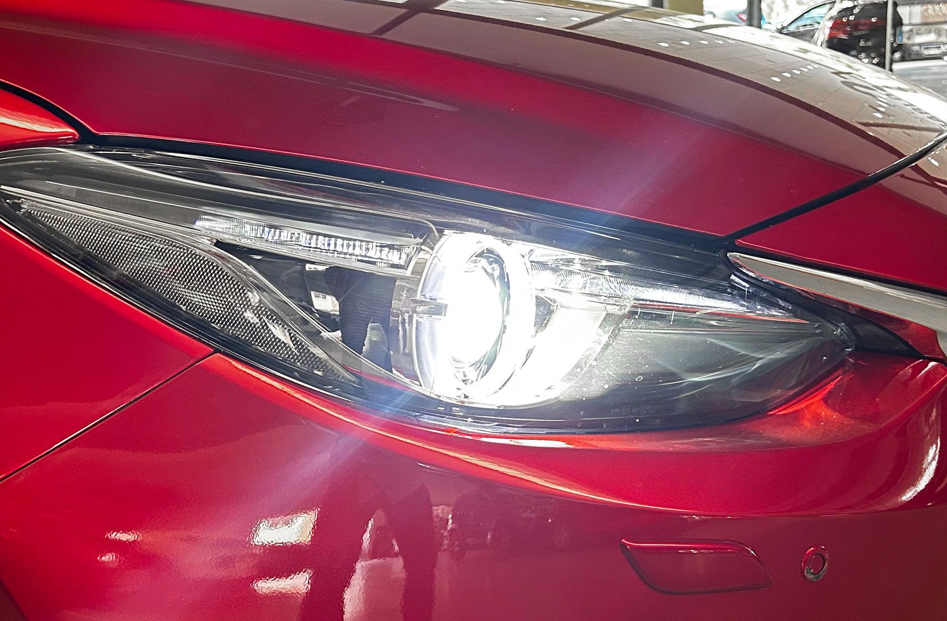 Mazda Mazda3 1.5 DE Luxury - foto 12