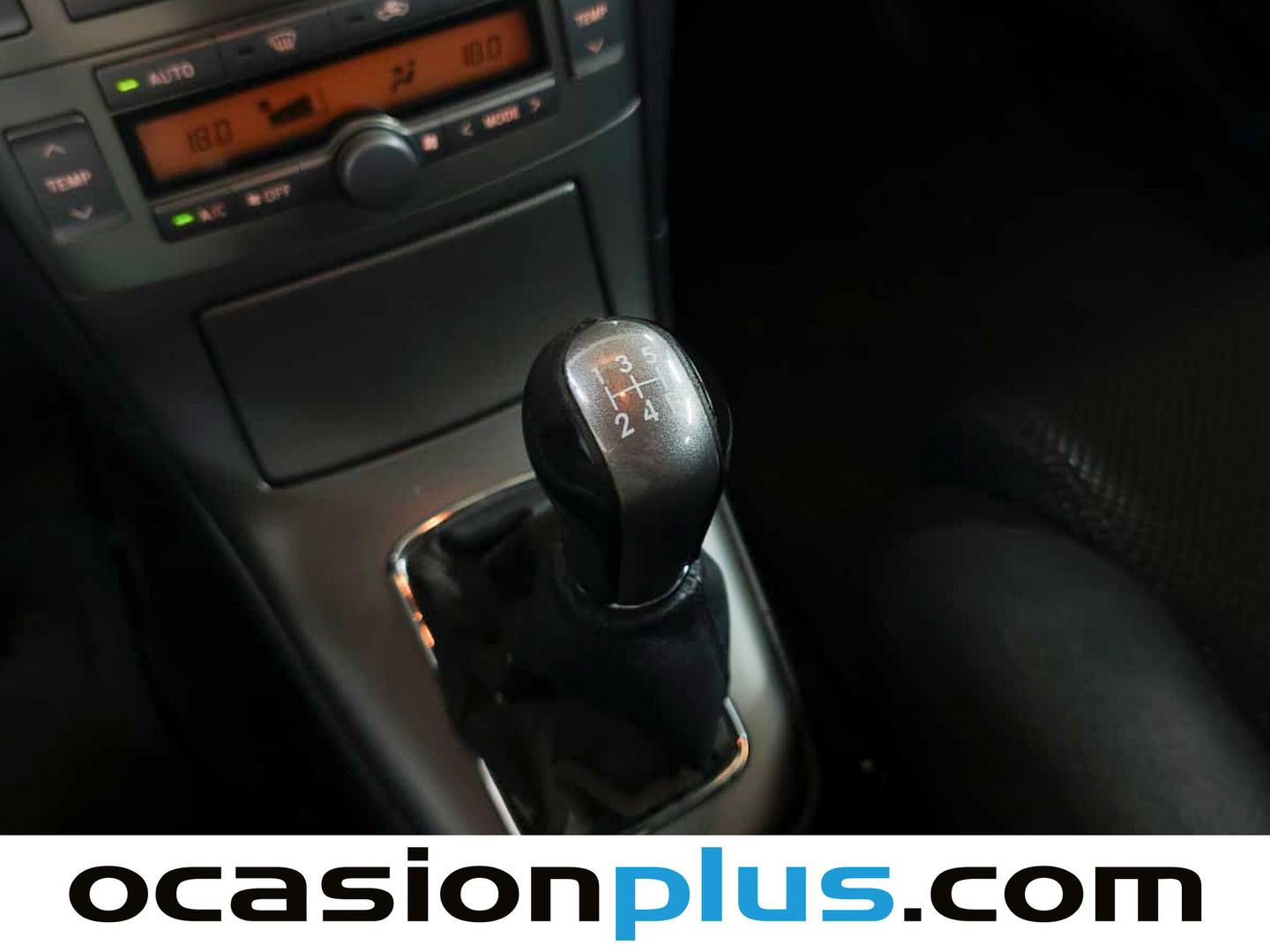 Toyota Avensis Toyota Avensis 2.0 D-4D Wagon Sol (116 CV) de segunda mano