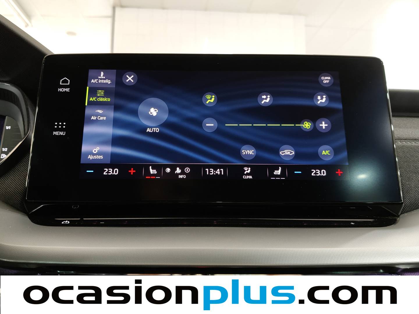 Skoda Octavia Skoda Octavia 1.5 TSI m-HEV Selection DSG (150 CV) automático