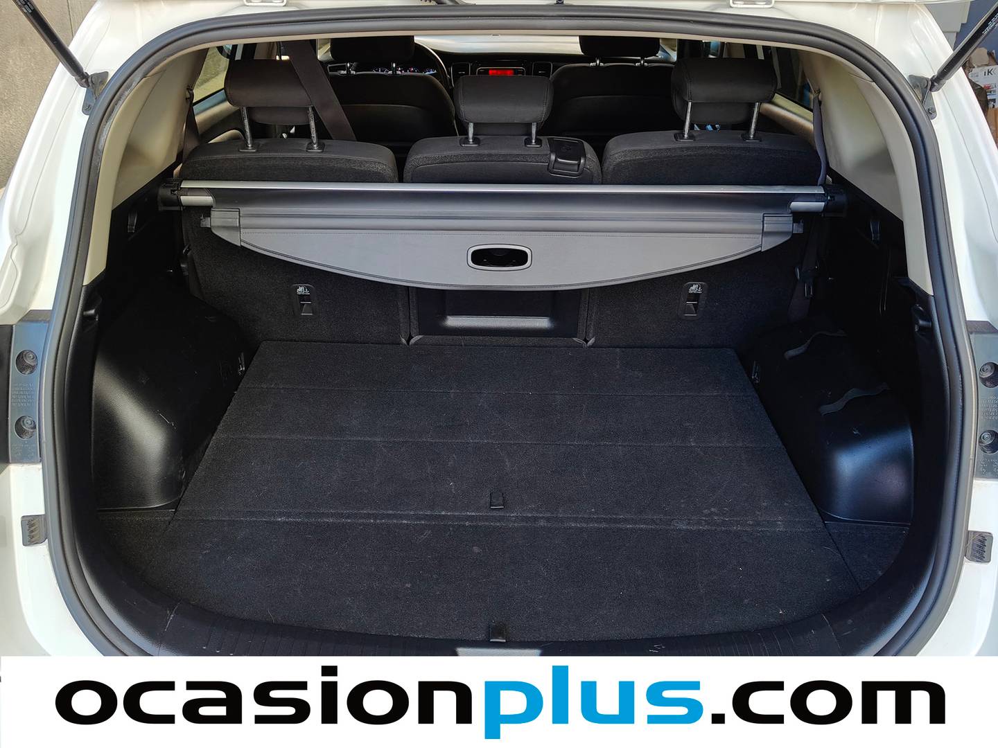 Fotos maletero KIA Carens KIA Carens 1.6 GDi Drive (135 CV)