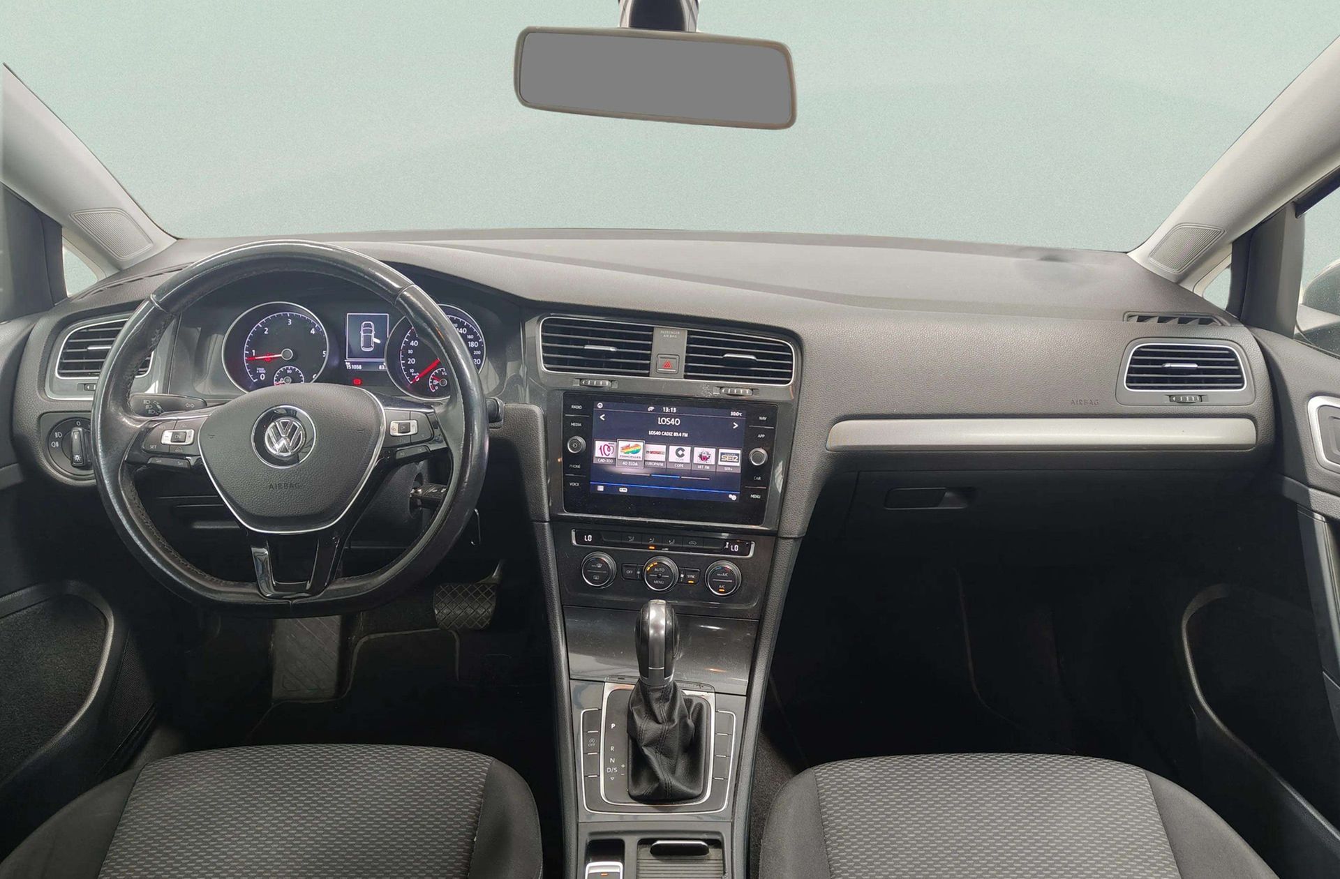 Volkswagen Golf Business Navi 1.6 TDI DSG - foto 6