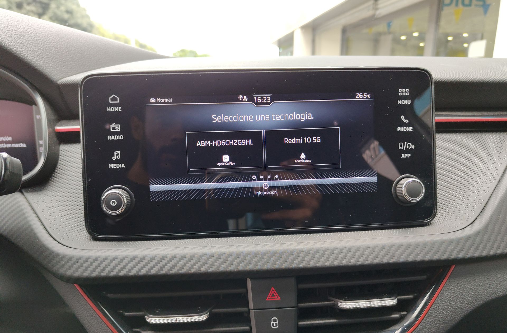 Škoda Scala 1.5 TSI Monte Carlo - foto 33