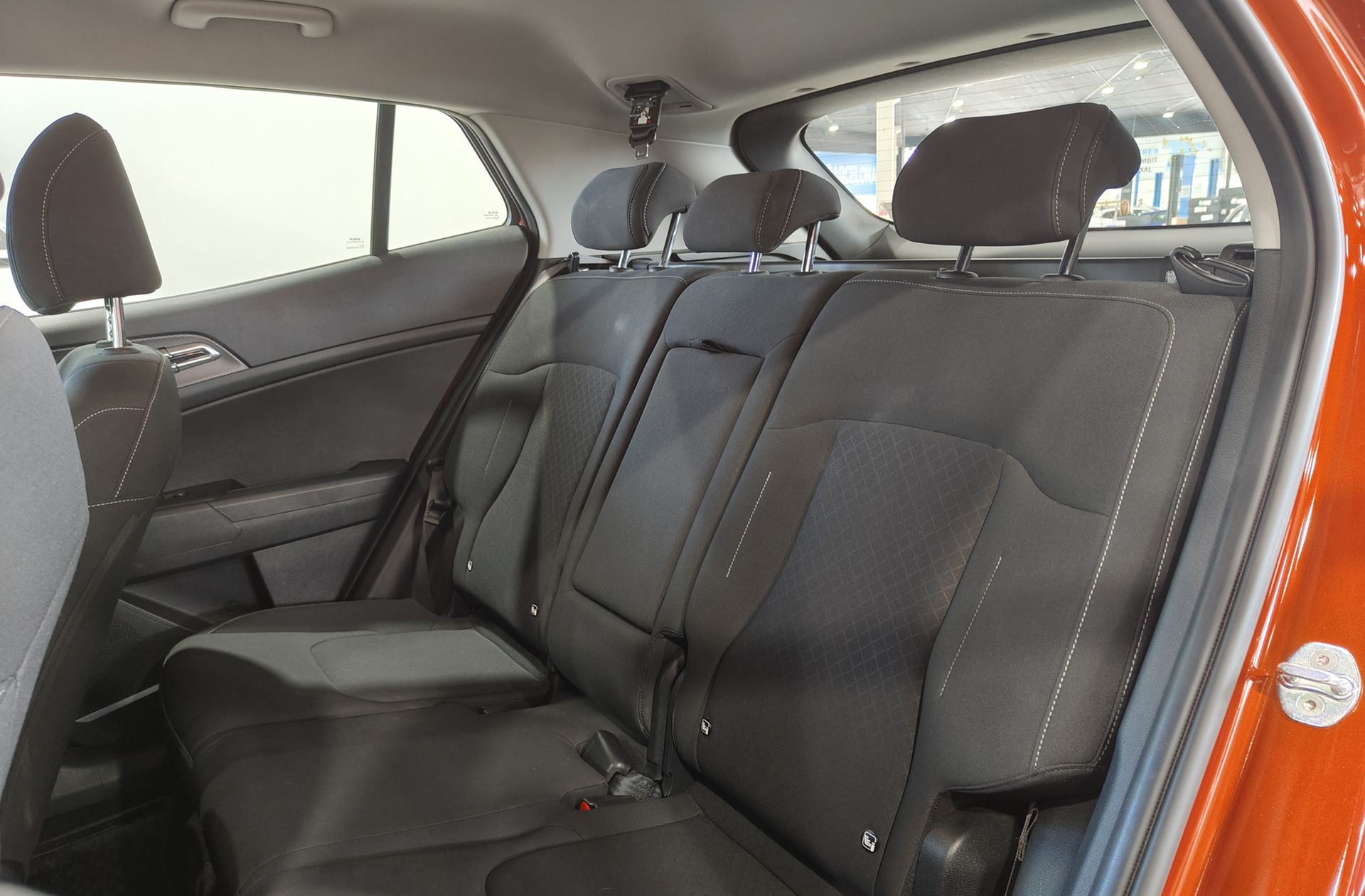 Kia Sportage 1.6 CRDi Concept 4x2 - foto 11