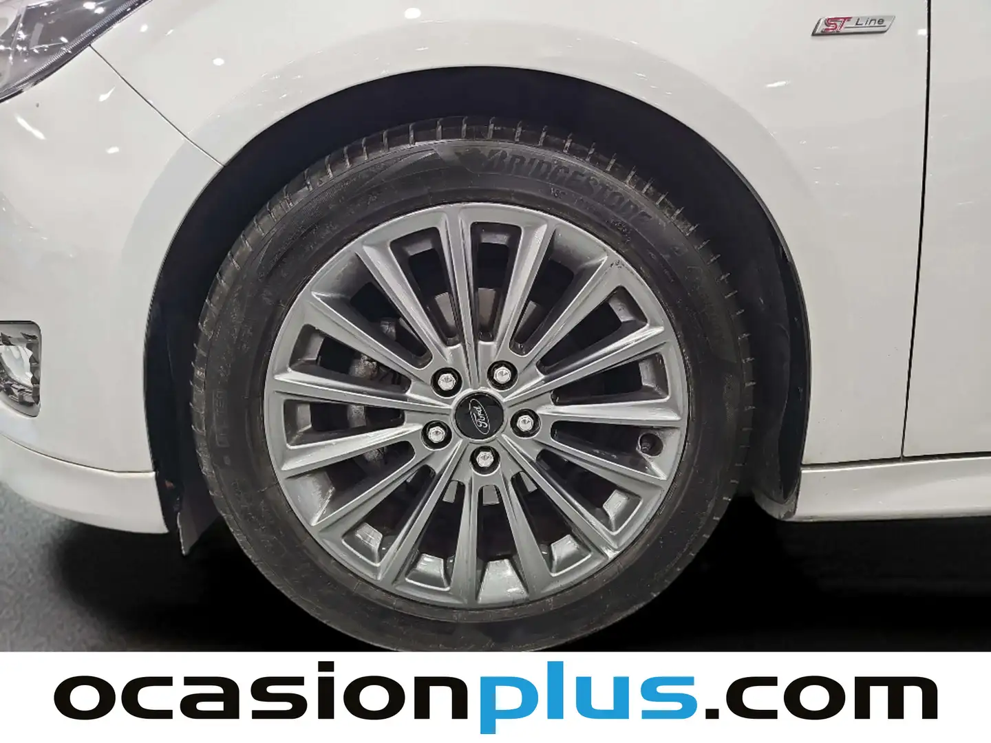 Foto Ford Focus Ford Focus 1.0 Ecoboost ST-Line Black&Red (125 CV)