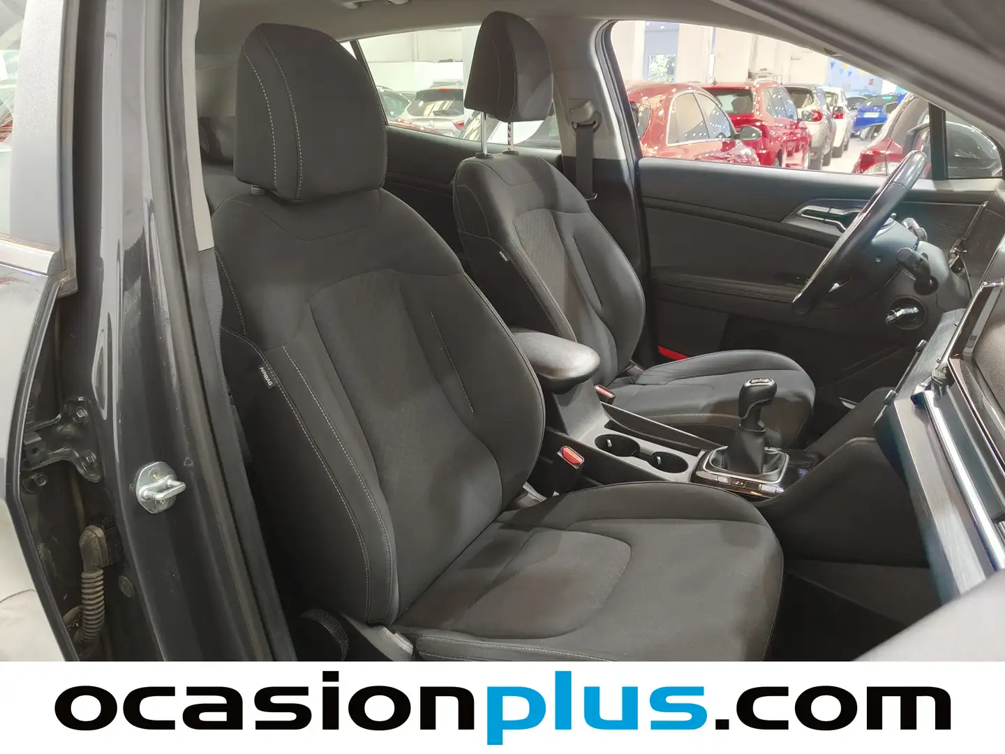 Foto KIA Sportage Kia Sportage 1.6 CRDi MHEV Business 4x2  (136 CV)