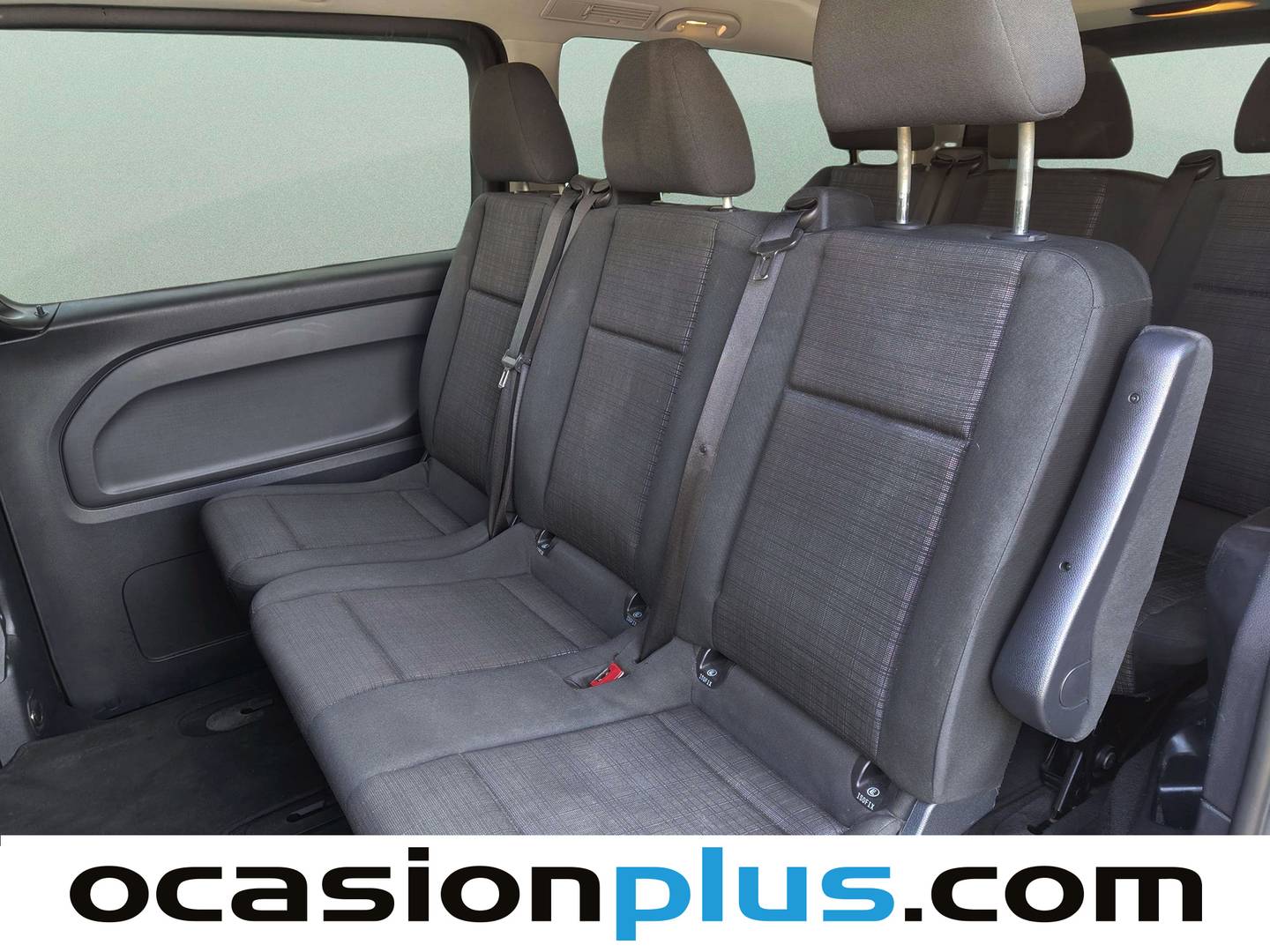 Fotos maletero Mercedes Vito Mercedes-Benz Vito 114 CDI Tourer Pro Larga (136 CV) 9 Plazas