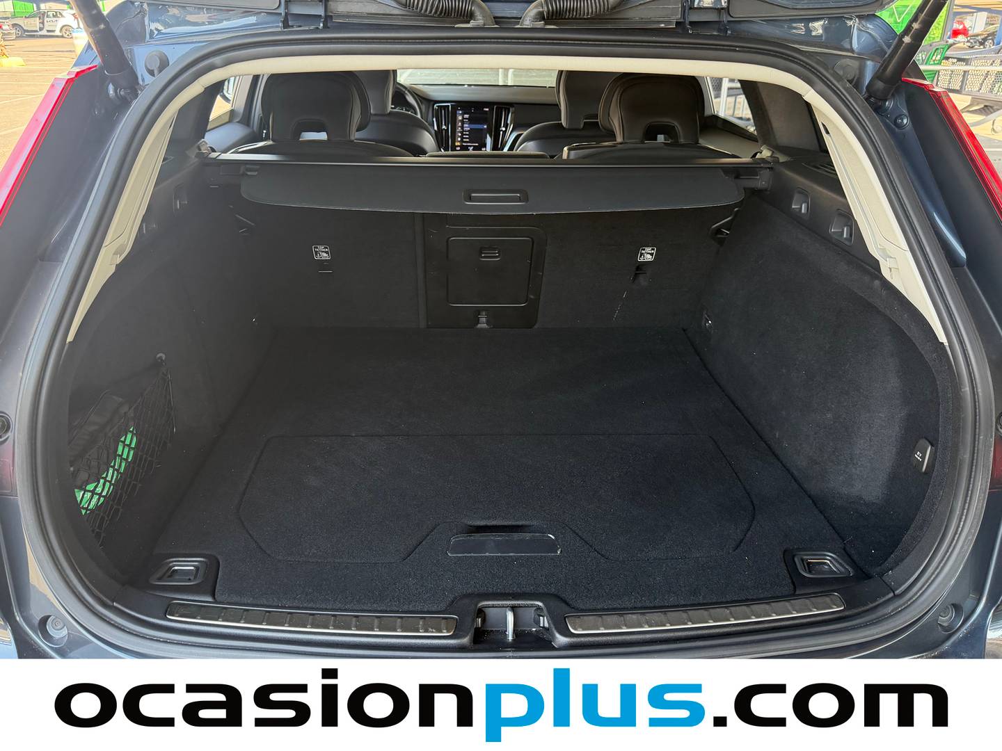 Fotos maletero Volvo V60 Volvo V60 B4 D Momentum Pro Auto 145 kW (197 CV)
