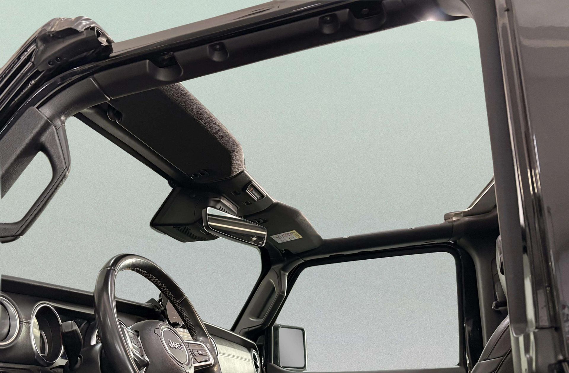 Jeep Wrangler 2.2 CRD Sahara 8ATX - foto 9
