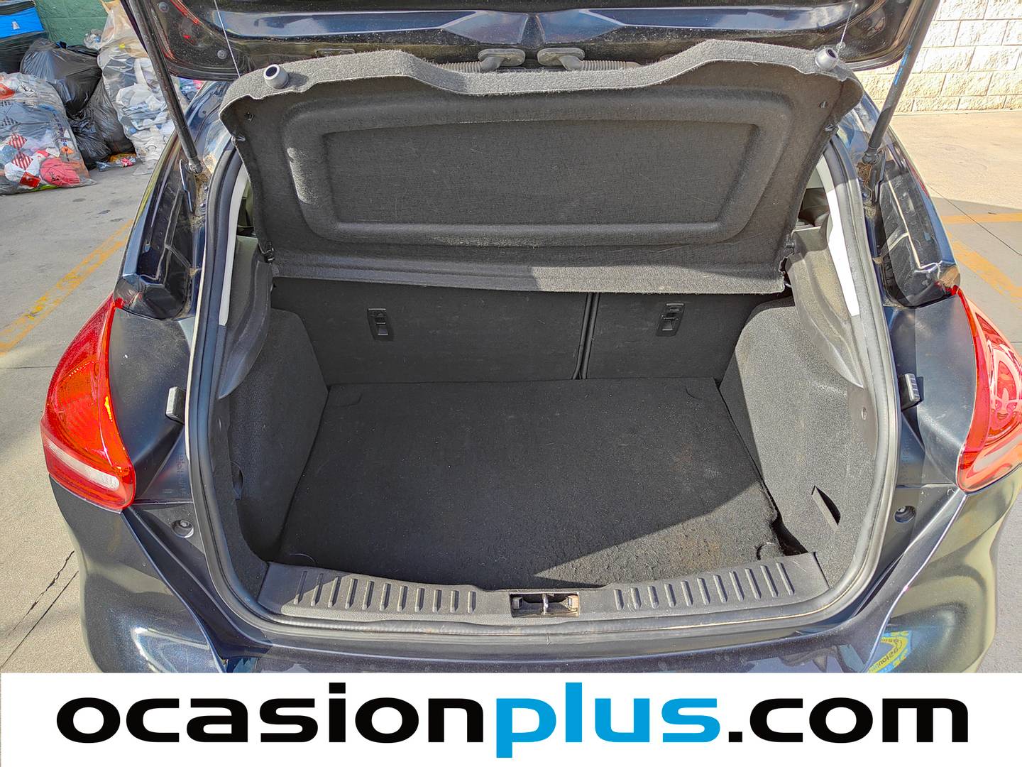 Fotos maletero Ford Focus Ford Focus 1.5 TDCi Trend+ (120 CV)