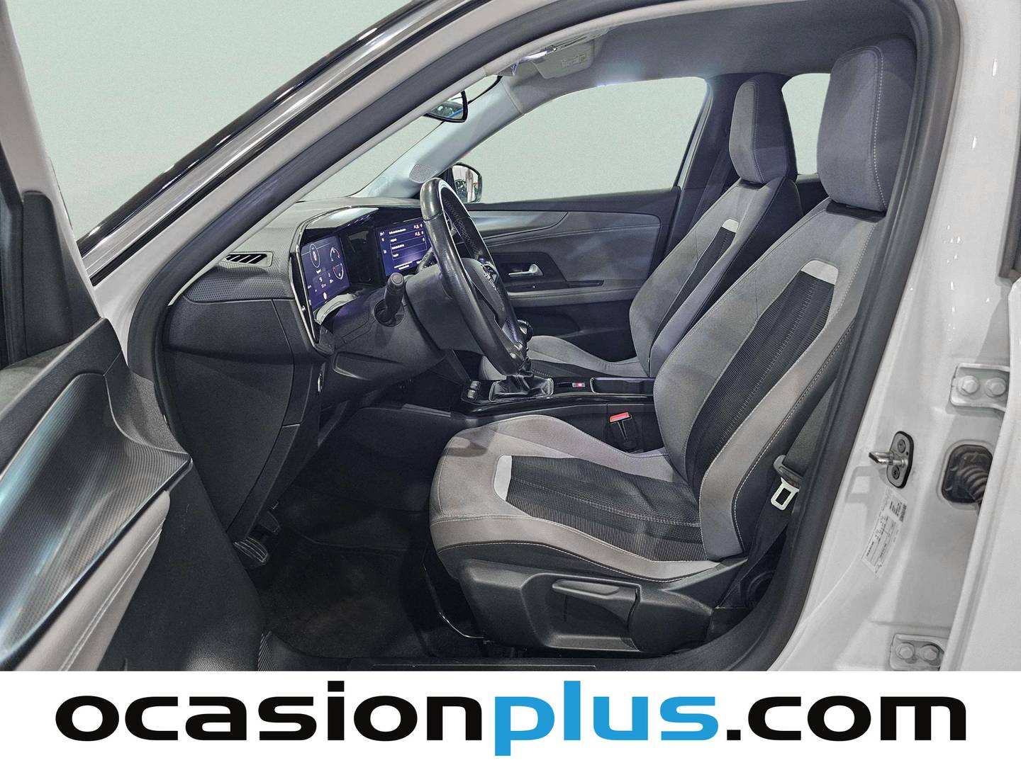 Foto asientos delanteros Opel Mokka Opel Mokka 1.2 T Business Elegance (130 CV)