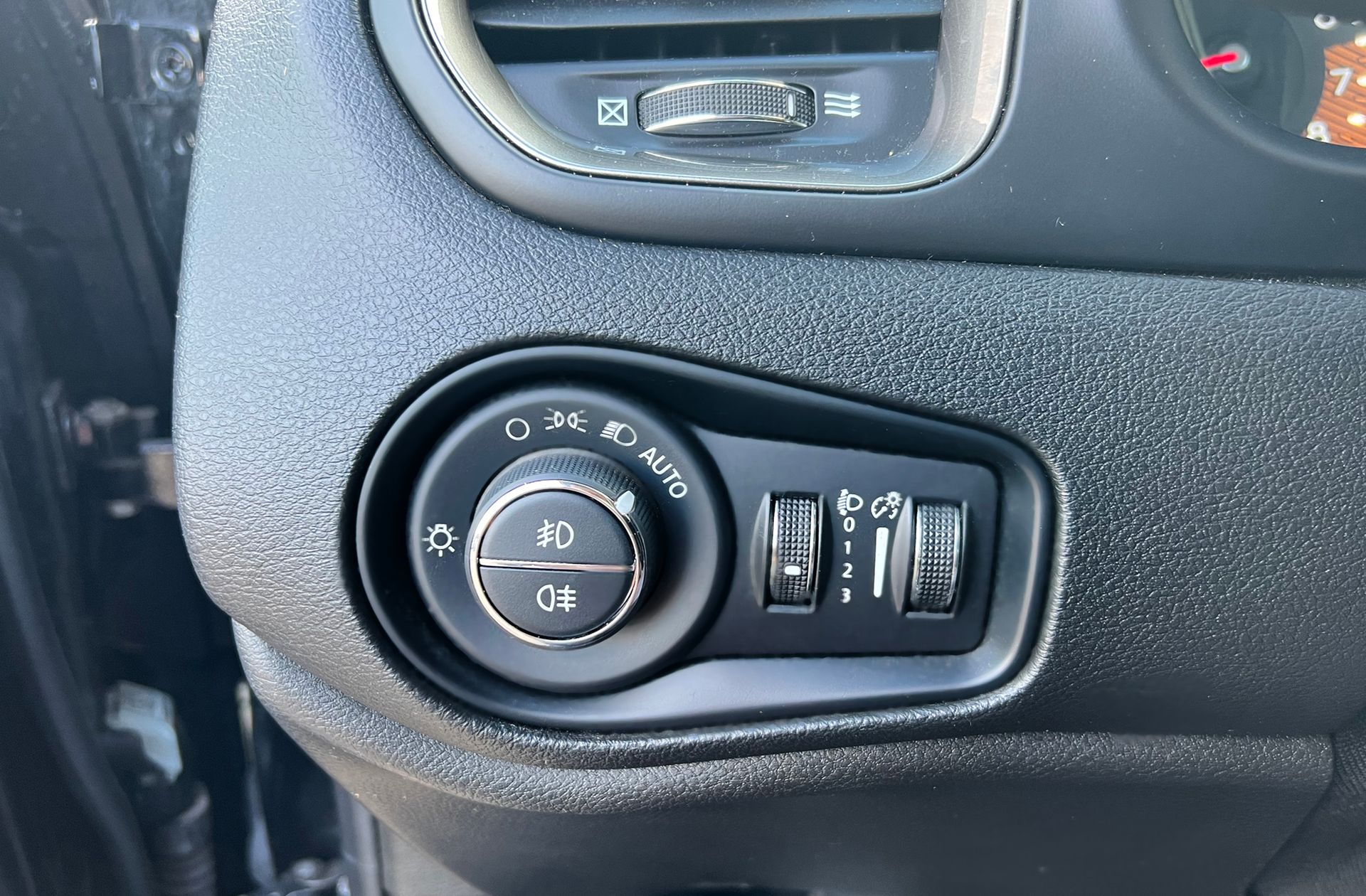 Jeep Renegade 1.0G Limited 4x2 - foto 19