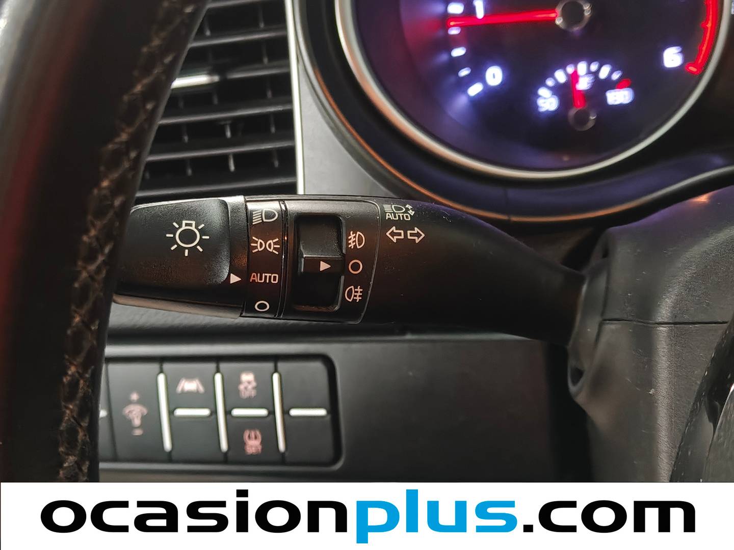 Acabados KIA Ceed KIA Ceed 1.6 MHEV iMT Drive (136 CV)