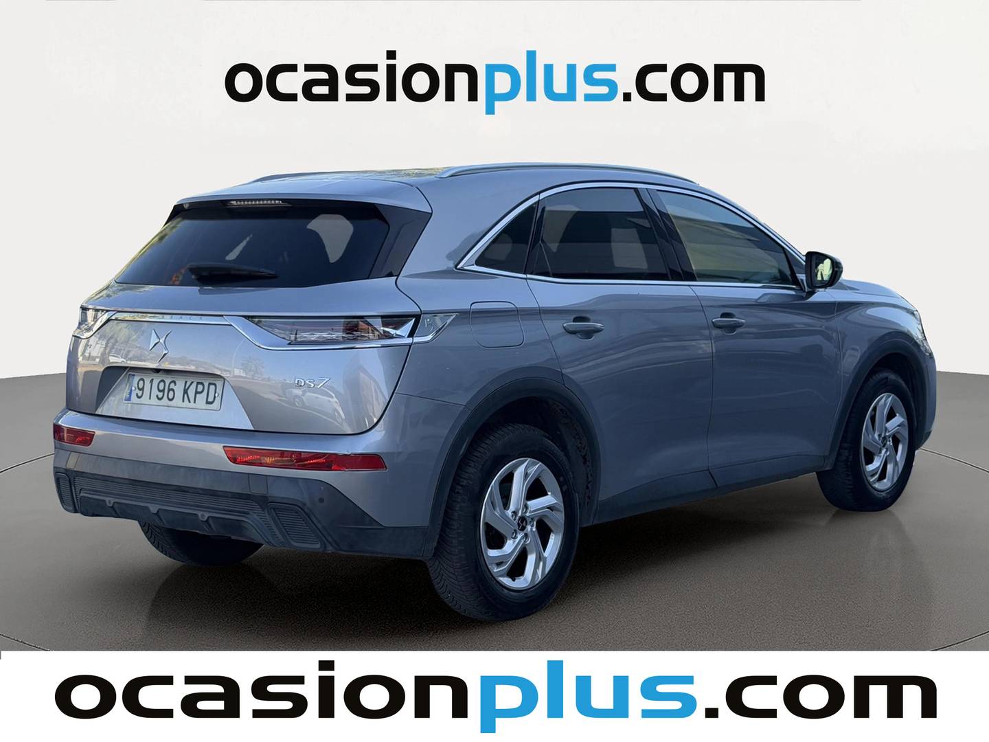 Foto trasera DS DS 7 Crossback DS DS7 Crossback BlueHDi 130 Be Chic (130 CV) derecha