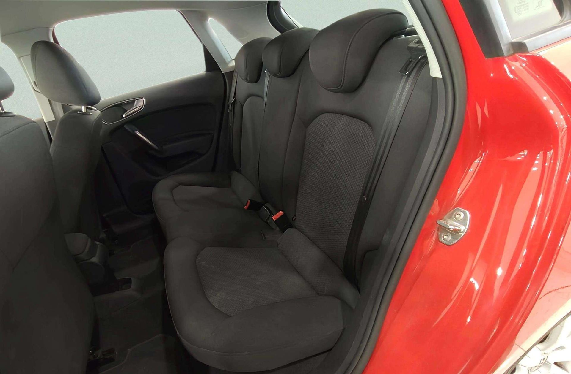 Audi A1 Sportback Attraction 1.0 TFSI - foto 10