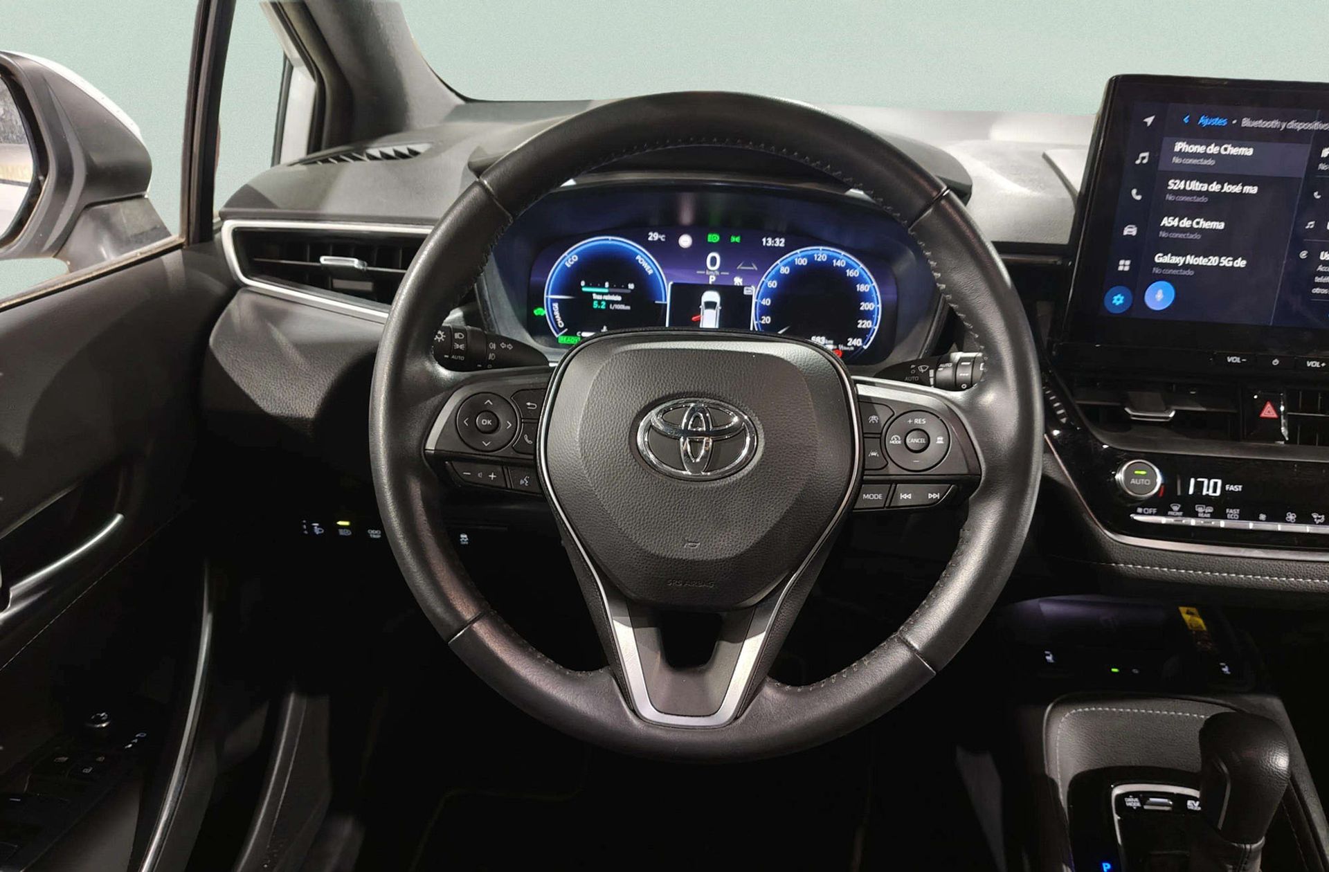 Toyota Corolla Touring Sports 140H Style - foto 29