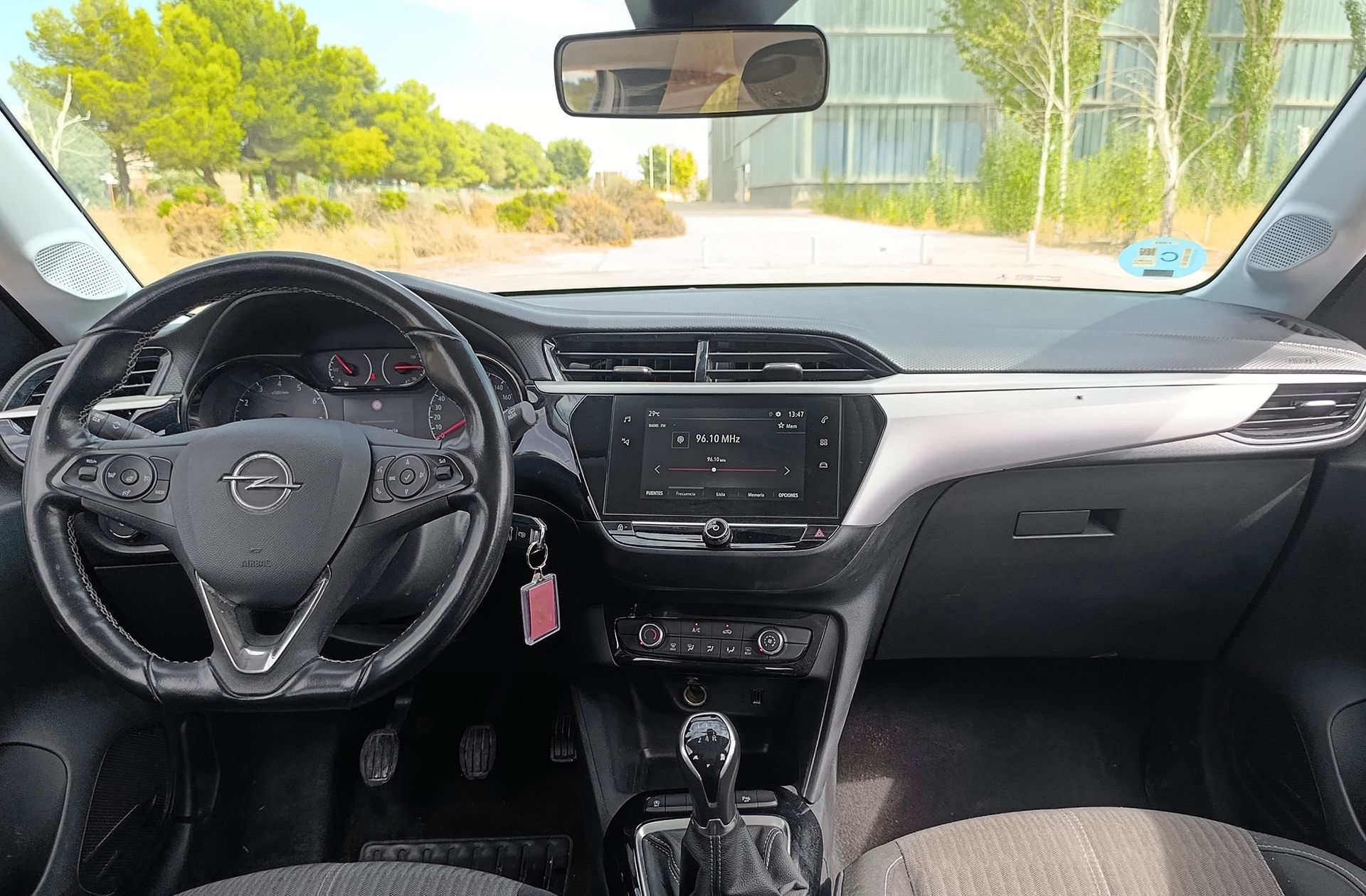Opel Corsa 1.2 XEL Edition - foto 6