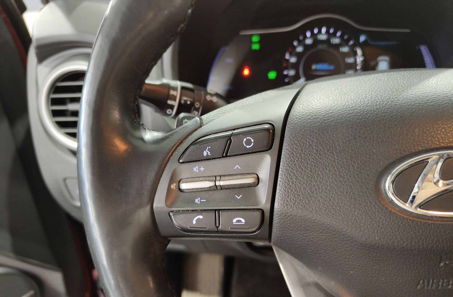 Hyundai Kona EV Style - foto 30