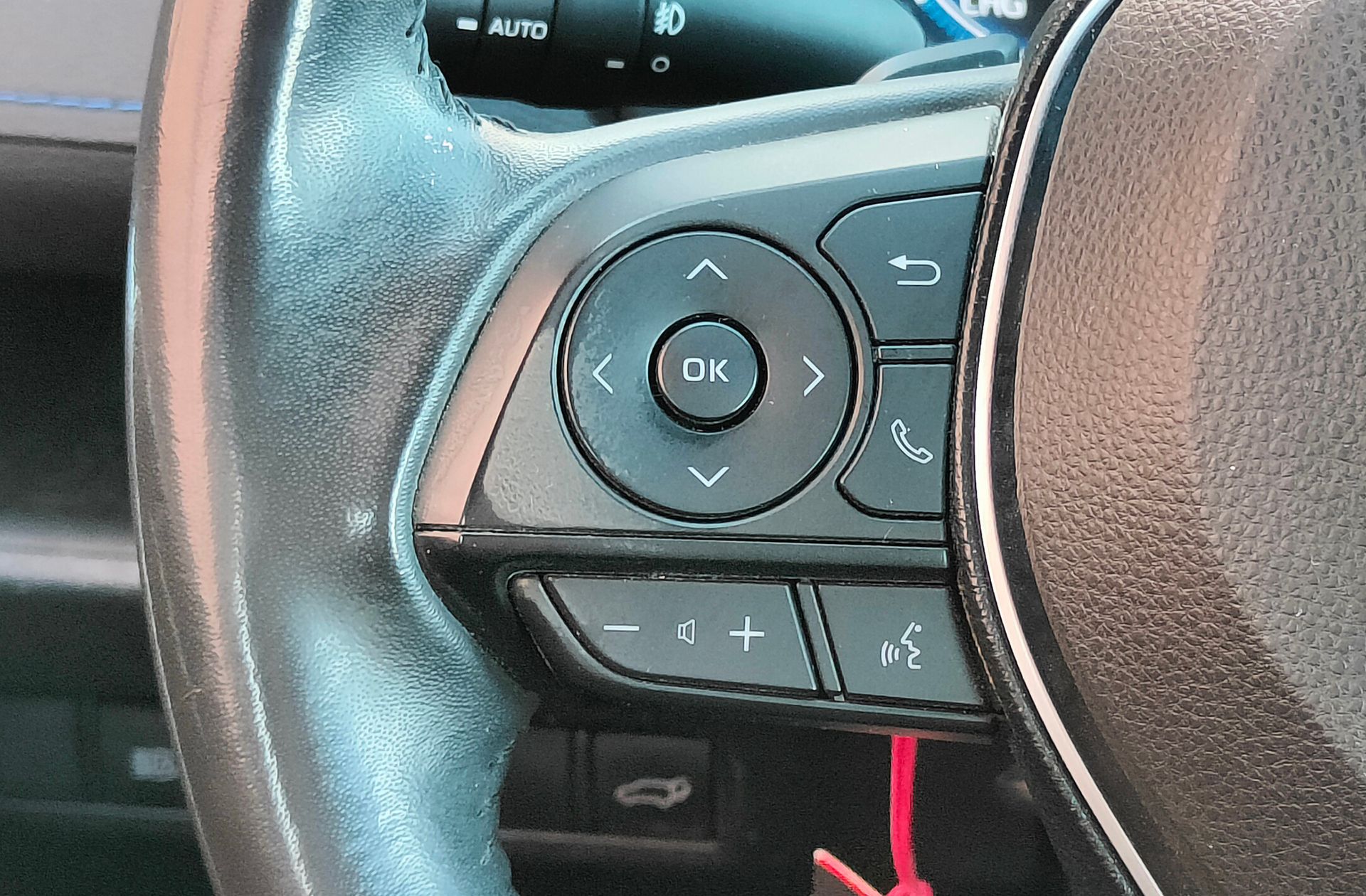Toyota RAV4 2.5l hybrid Feel! - foto 27