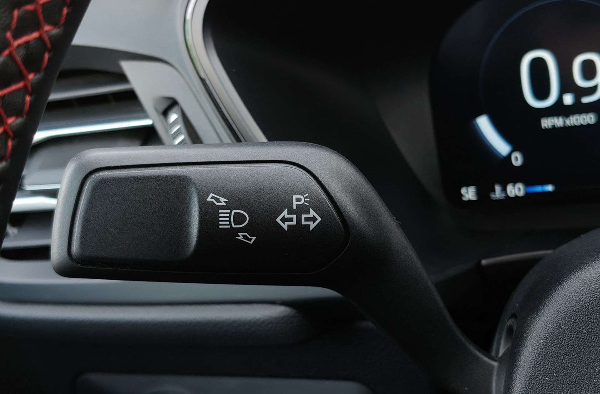 Ford Kuga 1.5T EcoBoost ST-Line 4x2 - foto 30