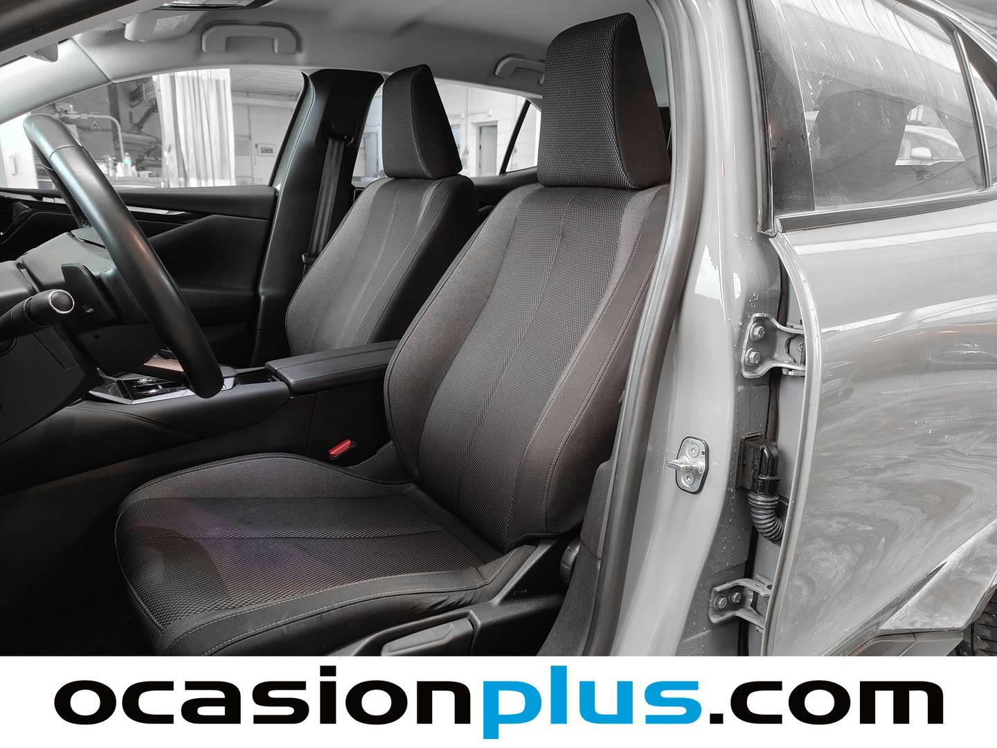 Foto DS DS 4 DS DS4 PureTech 130 Bastille Auto (130 CV)