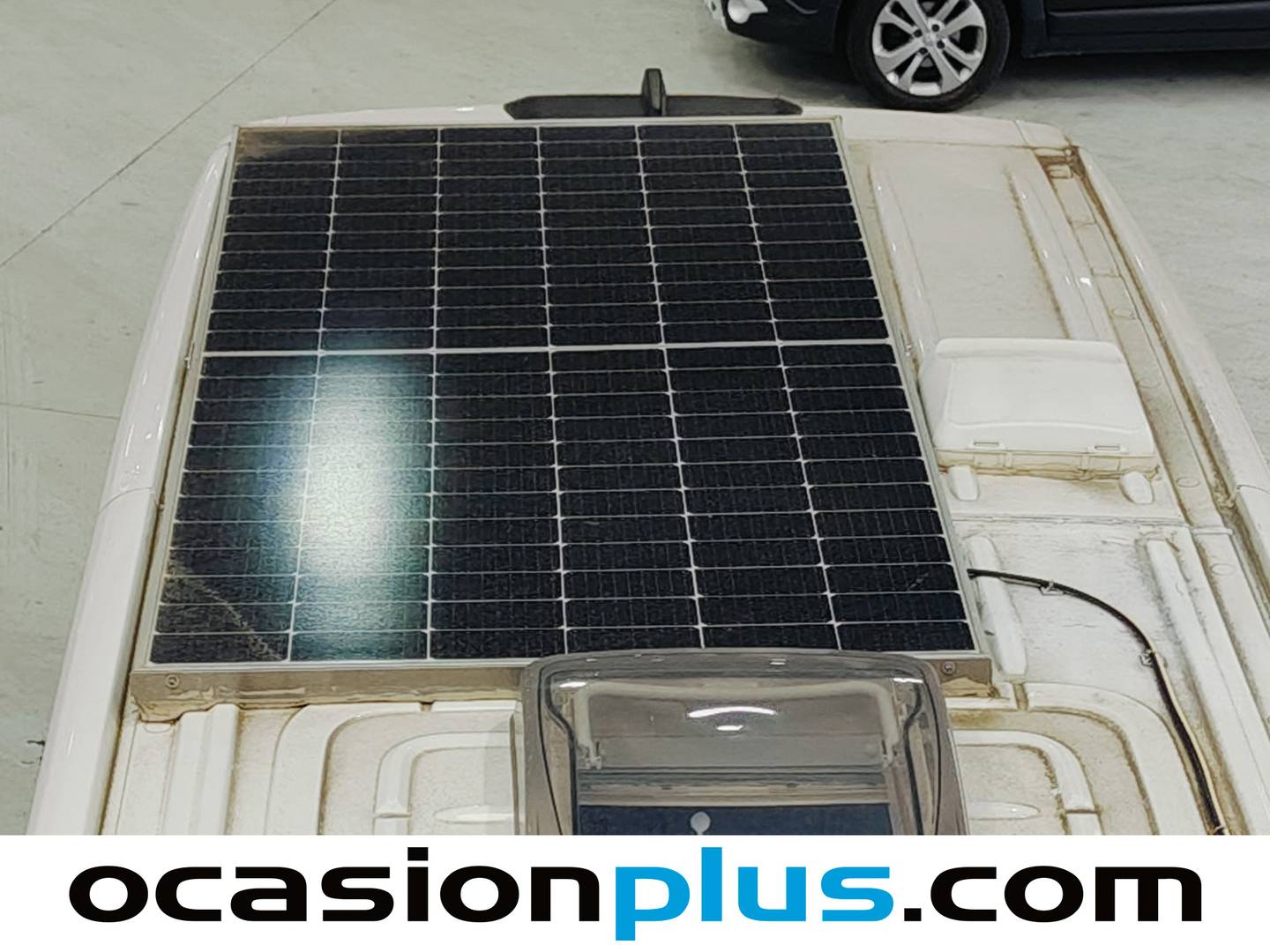 Equipamiento del Volkswagen Crafter Volkswagen Crafter Furgon Furgon Batalla Media TN 2.0 TDI (140 CV) 3.500 Camperizada 4 Plazas