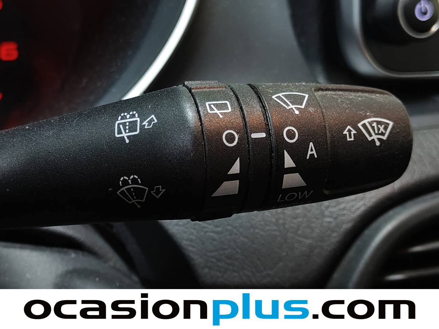 Acabados Fiat Tipo Fiat Tipo 1.6 Multijet Lounge DDCT (120 CV)