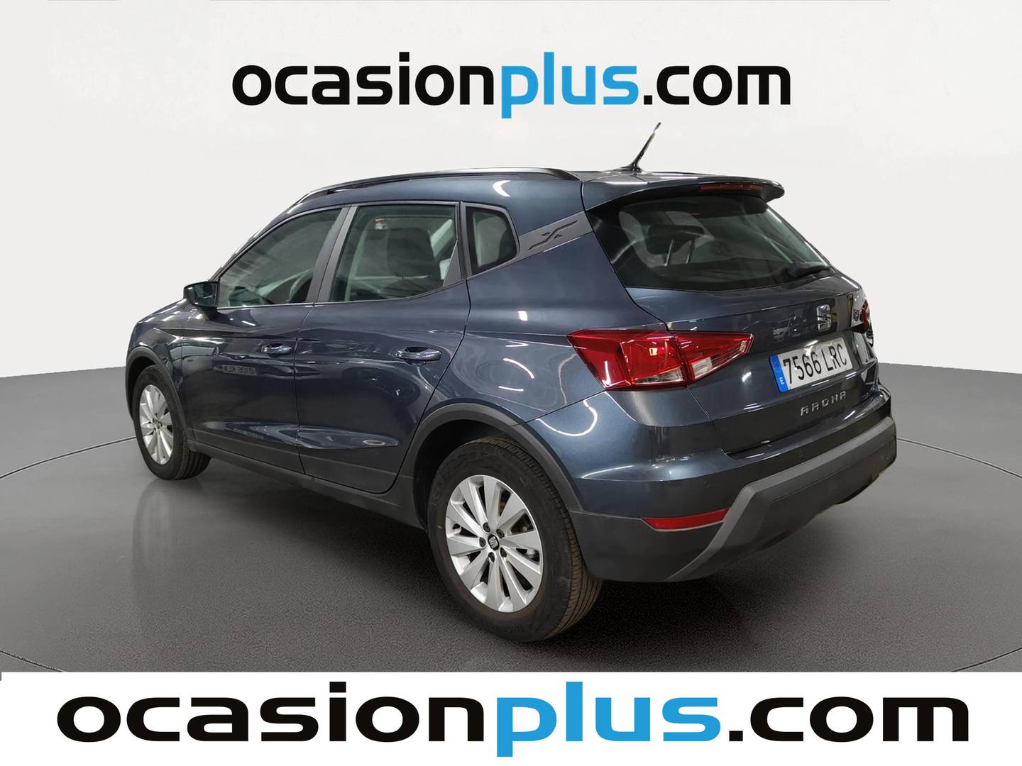 Foto trasera Seat Arona Seat Arona 1.0 TSI Style Go2 DSG (110 CV) izquierda