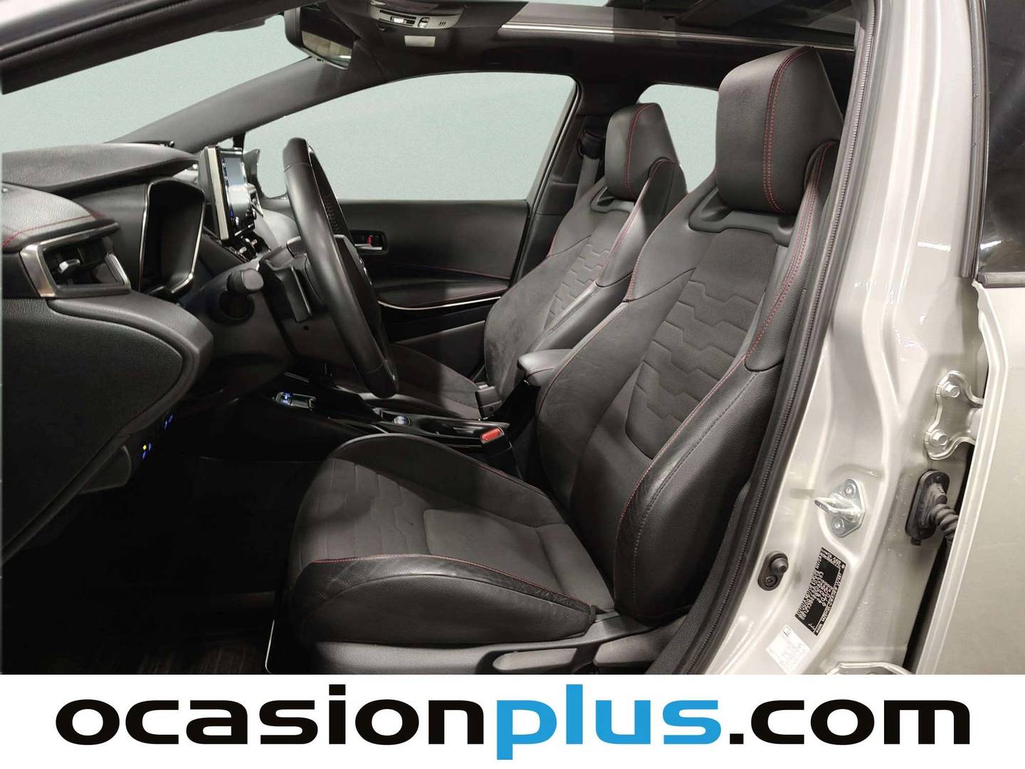 Foto Toyota Corolla Toyota Corolla Touring Sports 180H Advance 132 kW (180 CV)