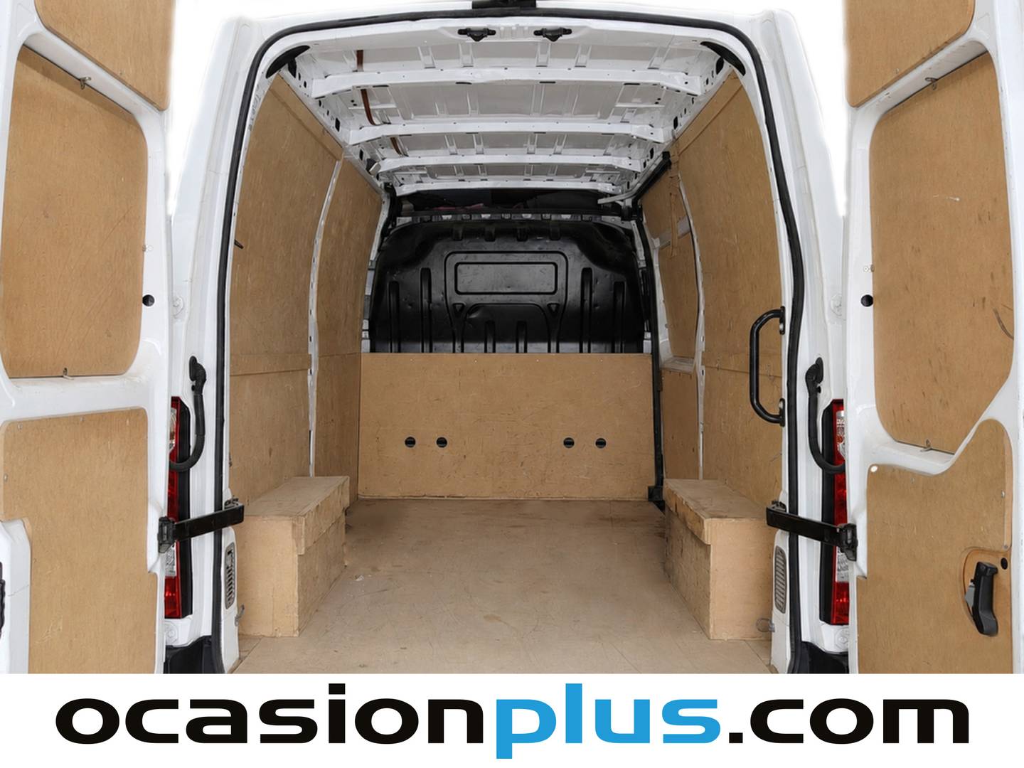 Foto asientos traseros Renault Master Renault Master Furgon L2H2 3500 Blue dCi (135 CV) 3 Plazas