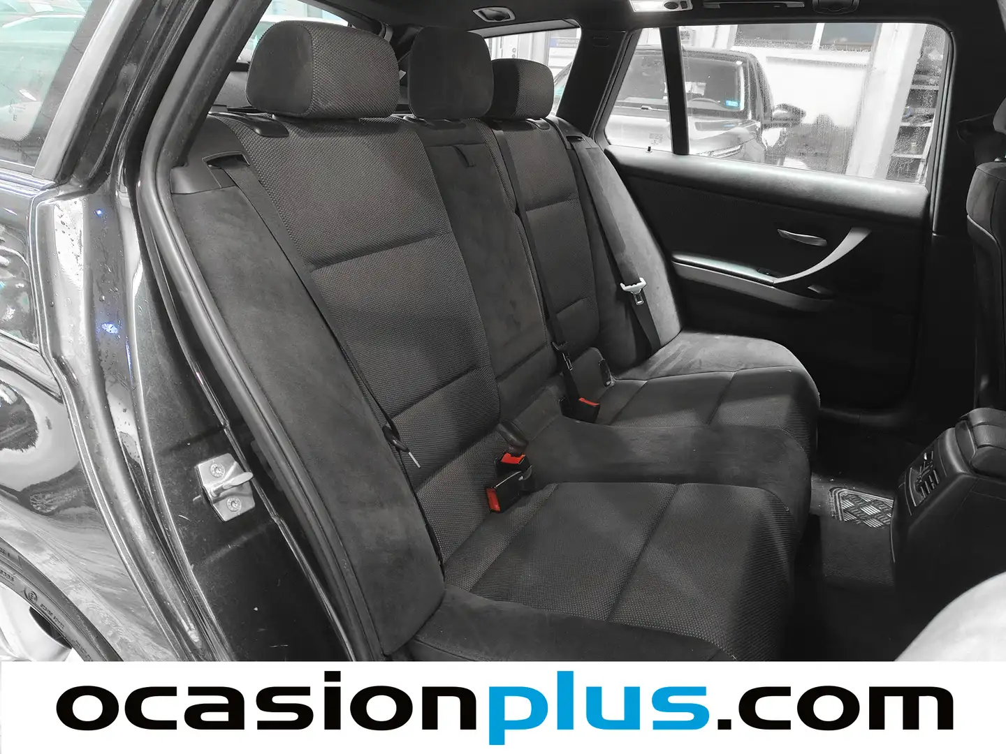 Foto BMW Serie 3 BMW Serie 3 318d Touring (143 CV) Pack M