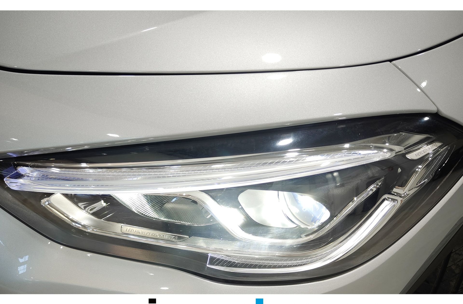 Mercedes-Benz GLA 200 d Pack AMG - foto 17