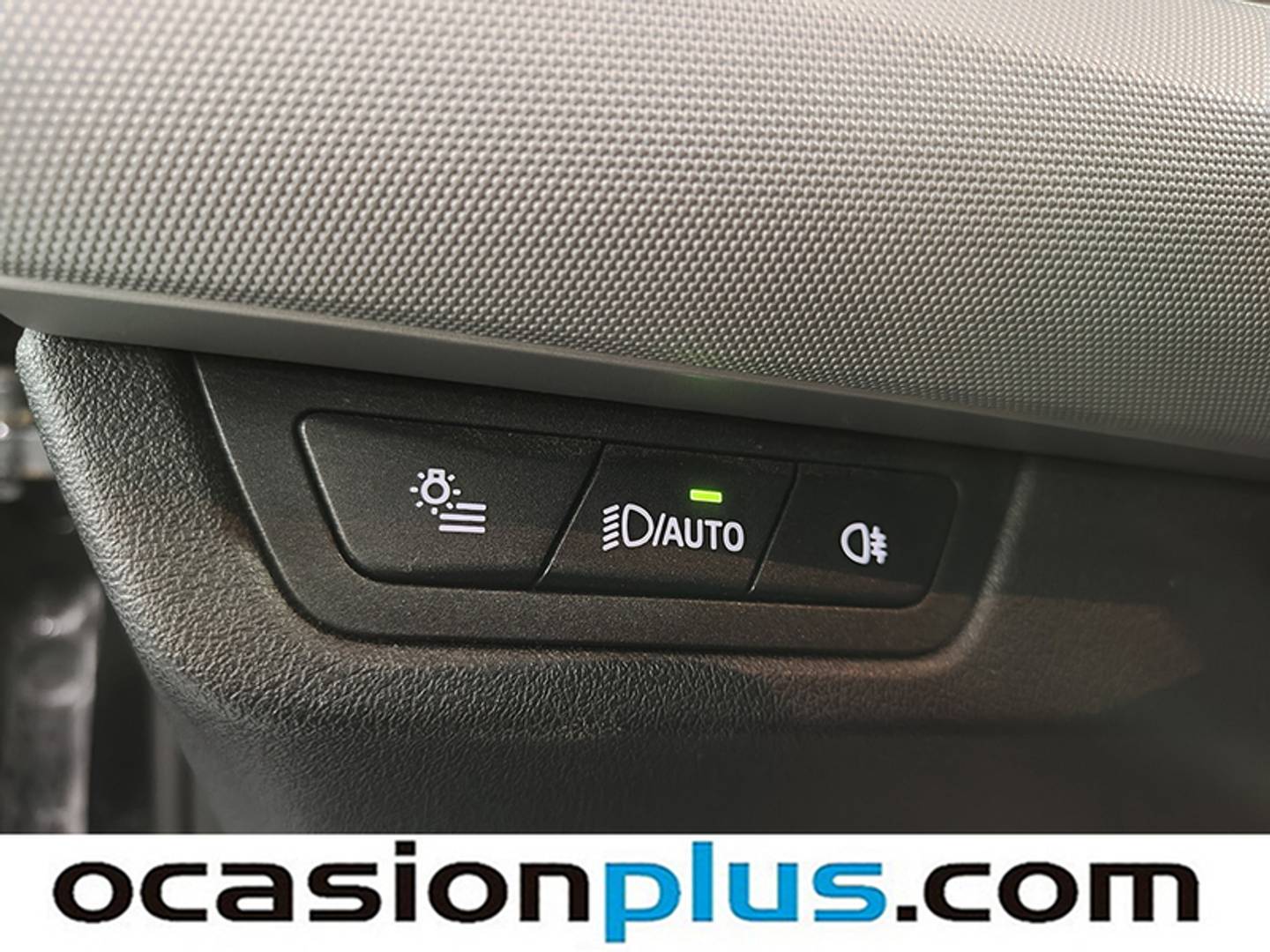 Foto BMW Serie 2 Active Tourer BMW Serie 2 218i Active Tourer (136 CV)