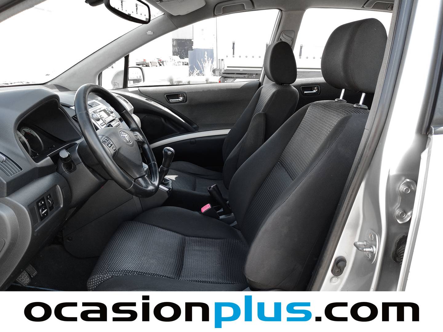 Foto asientos traseros Toyota Corolla Verso Toyota Corolla Verso 2.2 D-4D Sport (177 CV) 7 Plazas