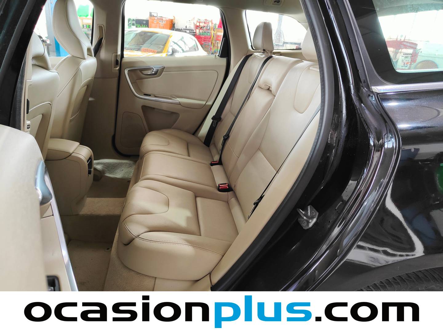 Foto Volvo XC60 Volvo XC60 D4 Momentum AWD Auto (190 CV)