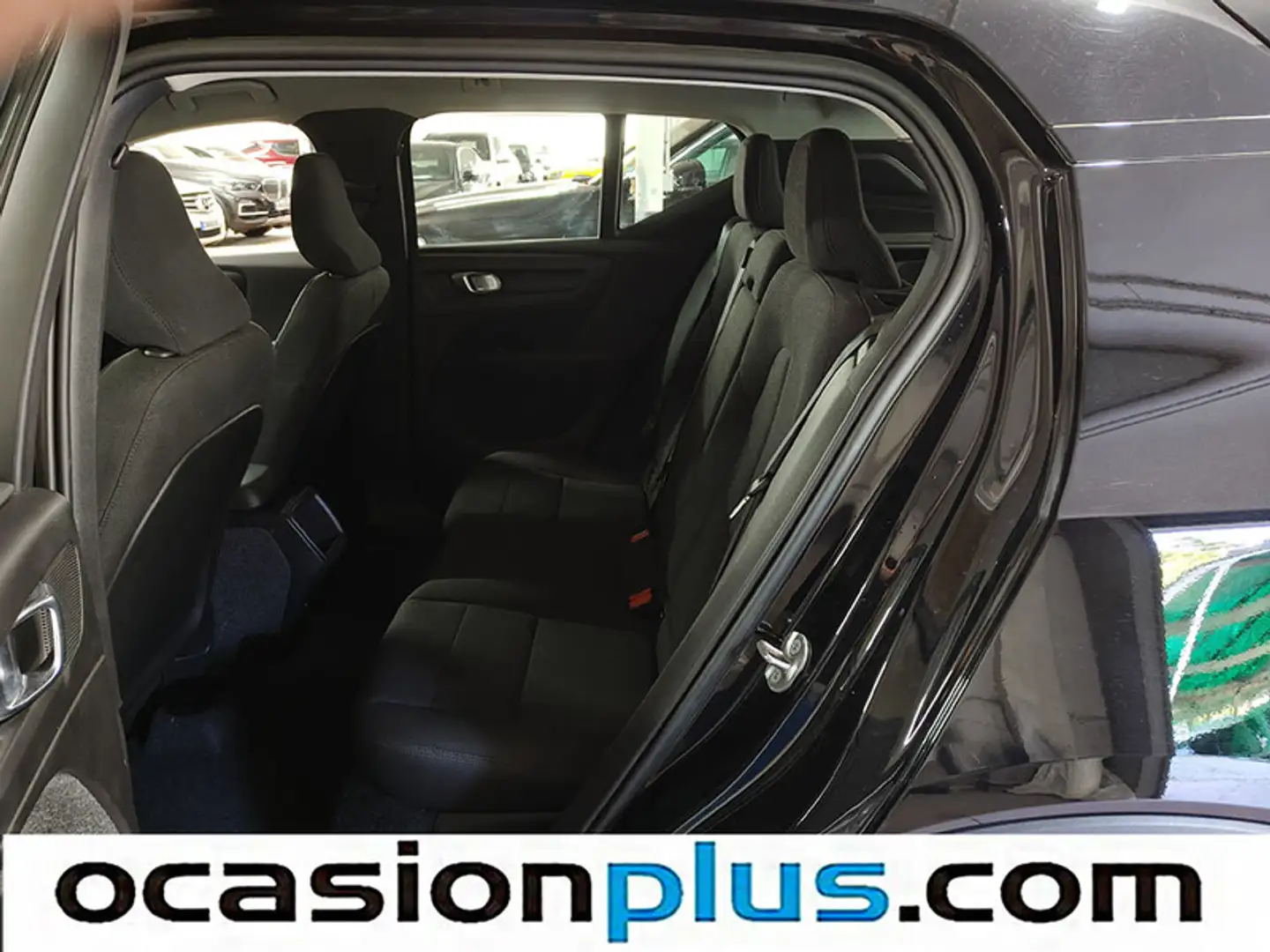 Foto Volvo XC40 Volvo XC40 T2 Essential (129 CV)