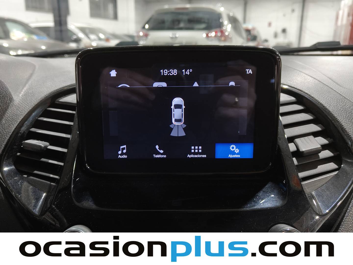 Foto Ford Ka+ Ford Ka+ 1.2 Ti-VCT White Edition (85 CV)