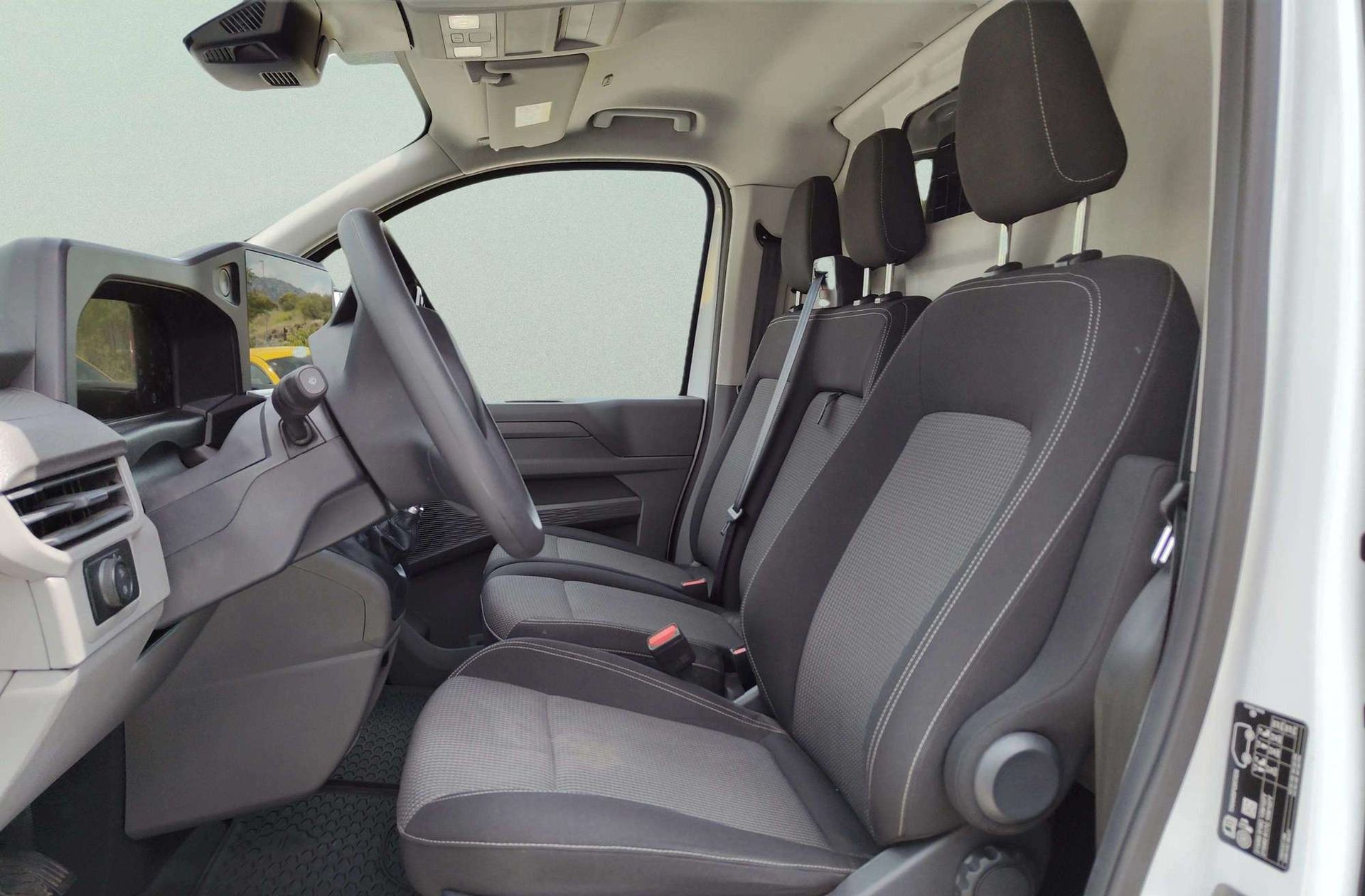 Volkswagen Transporter Furgon Batalla Corta TN 2.0 TDI - foto 13