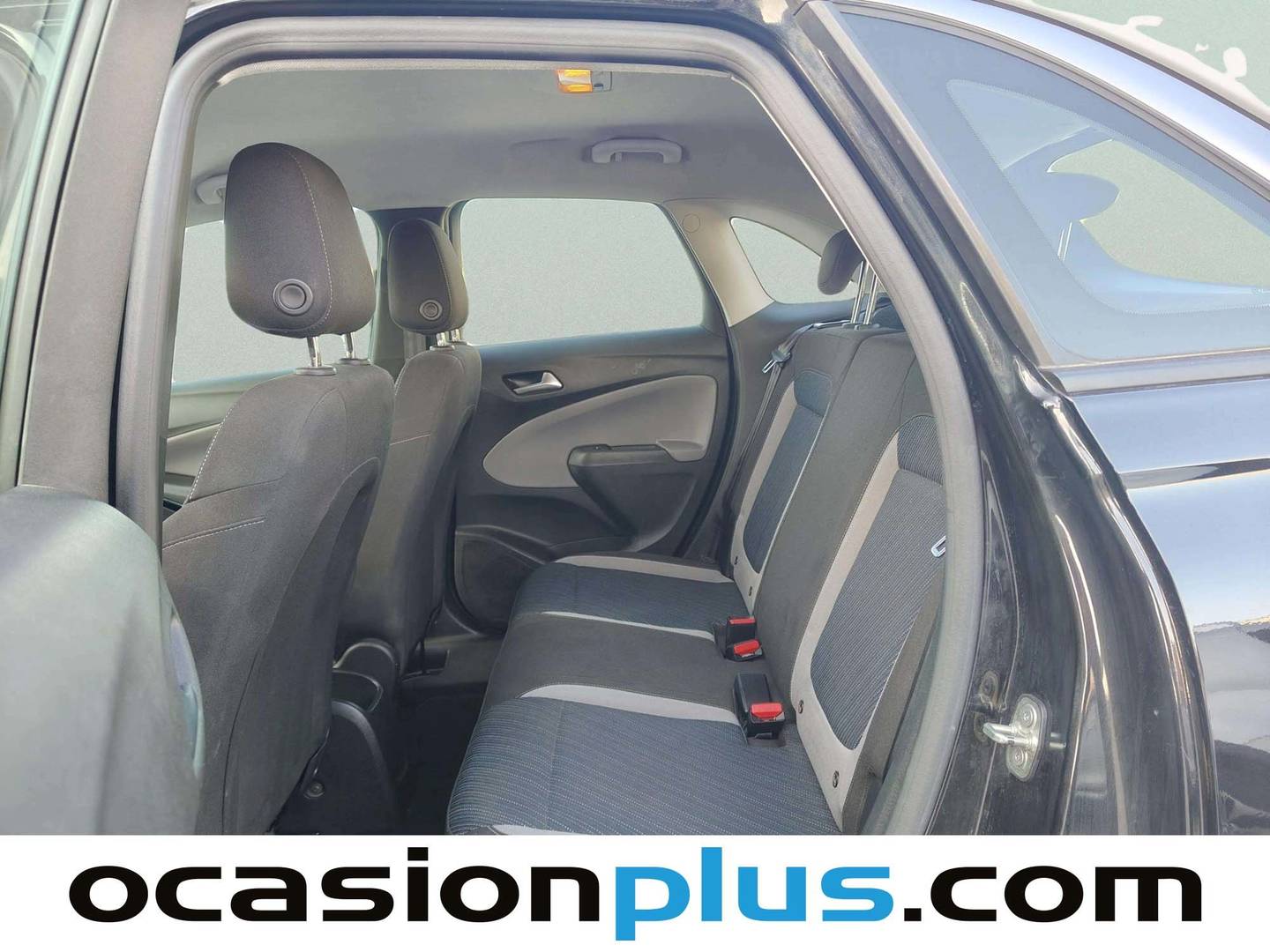 Foto asientos traseros Opel Crossland X Opel Crossland X 1.2 S&S Design Line 120 Aniversario Auto (110 CV)