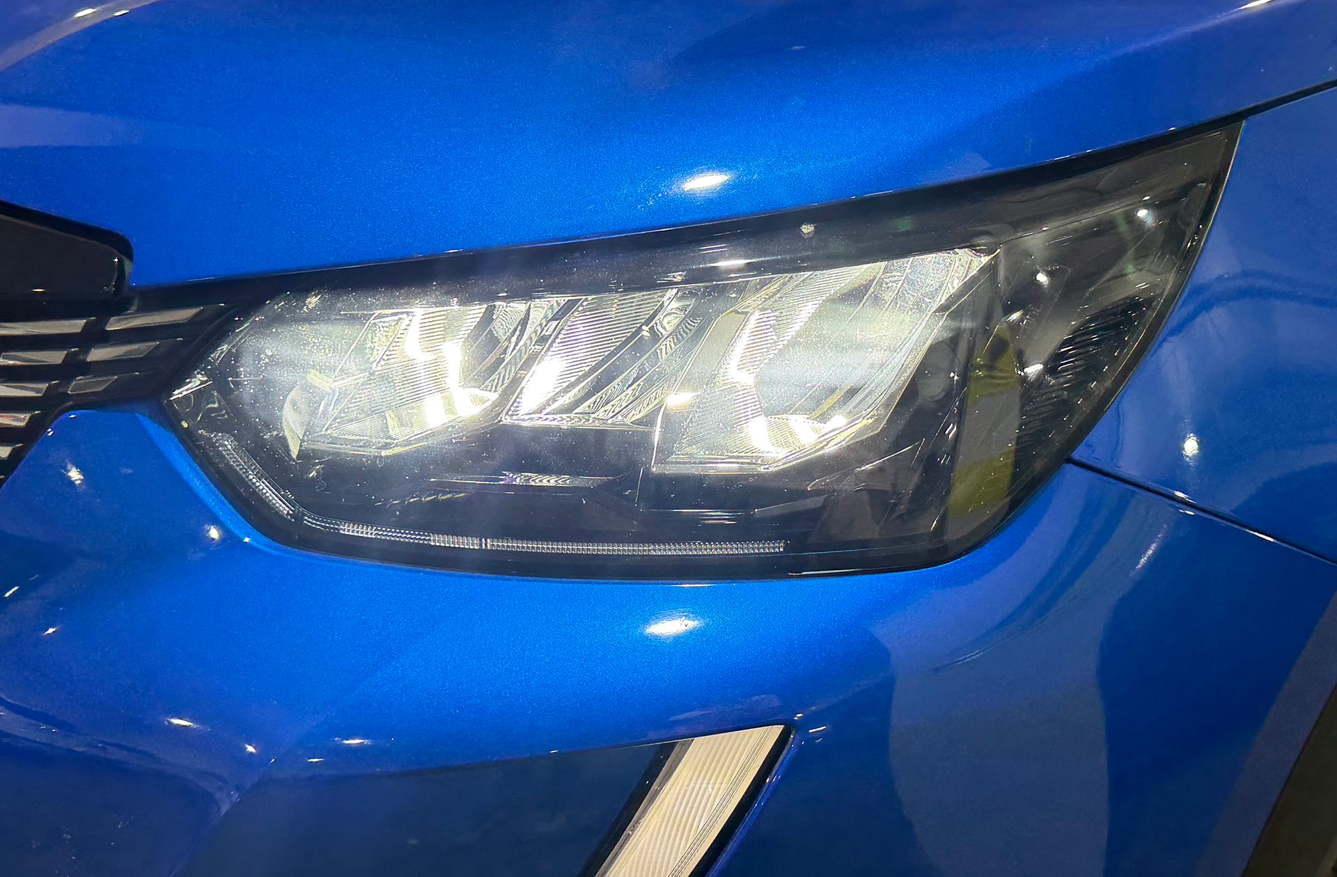 Peugeot 2008 PureTech 100 Allure Pack - foto 15