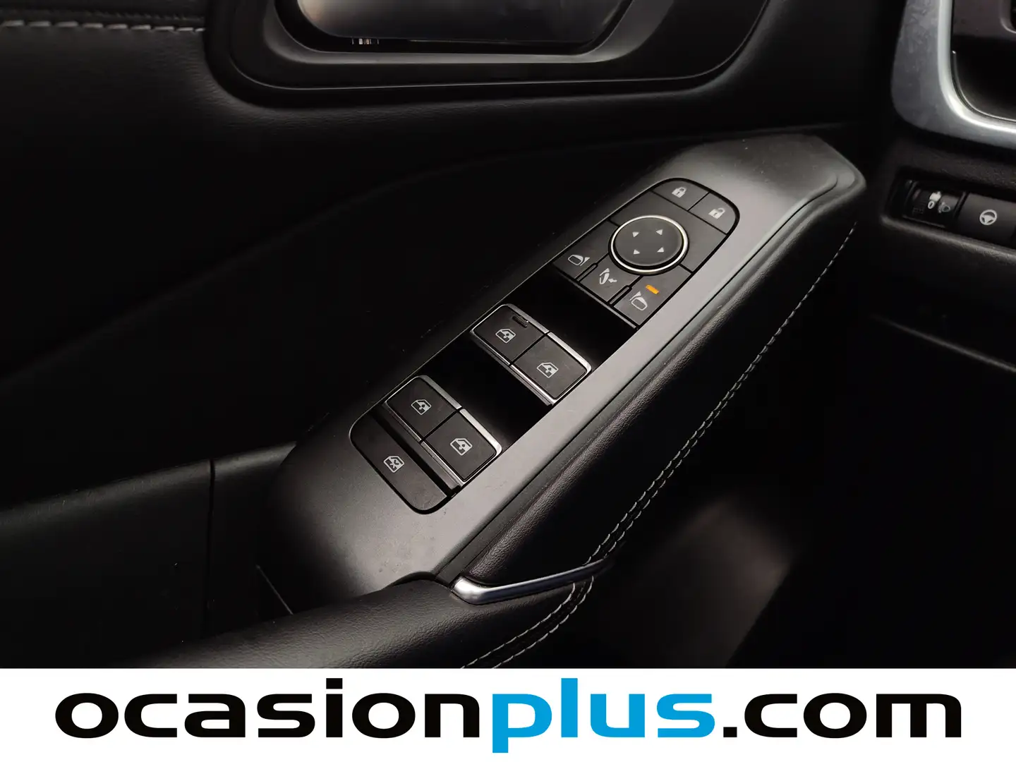 Foto Nissan QASHQAI Nissan Qashqai DIG-T 140 mHEV N-Connecta 4x2 (140 CV)