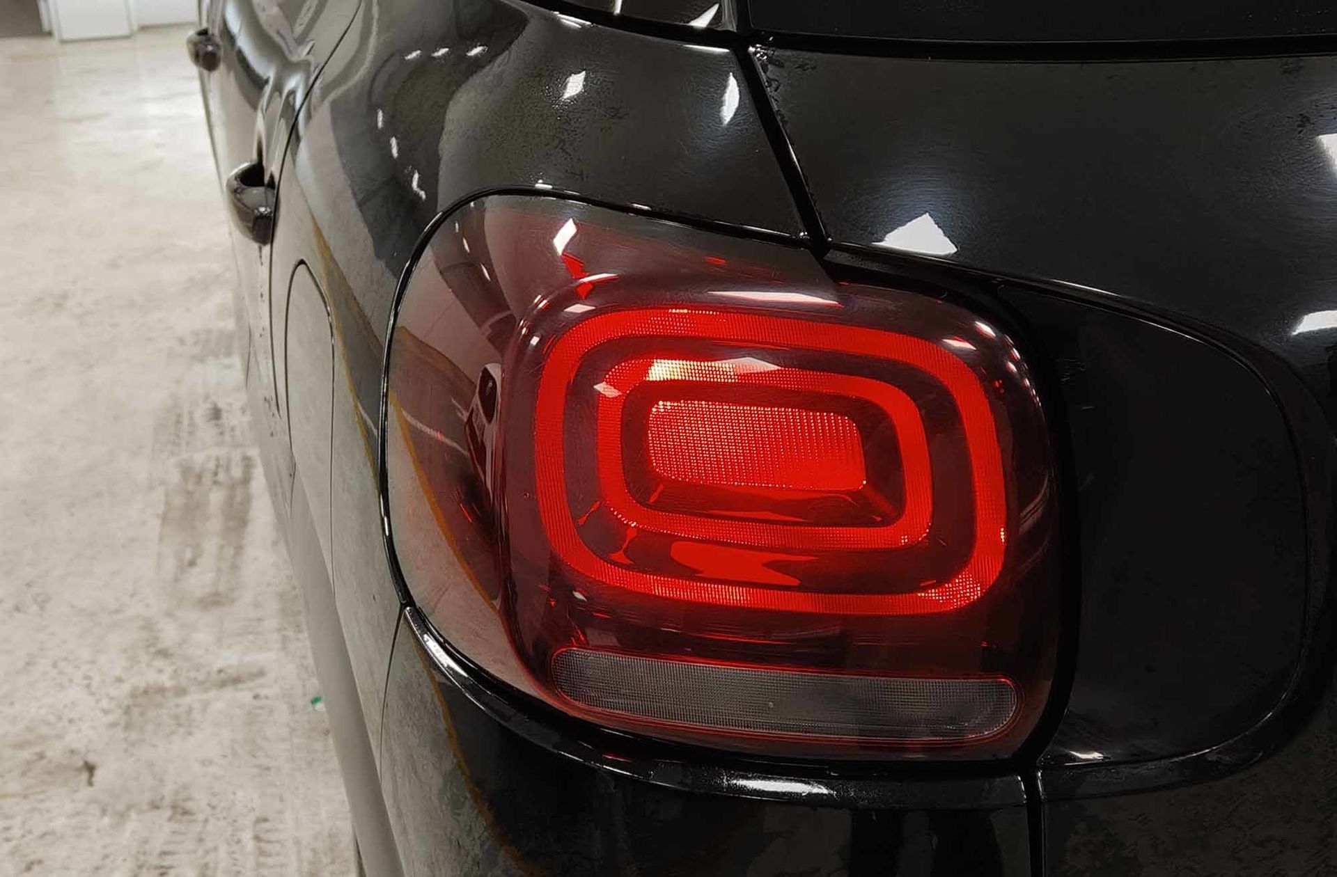 Citroën C3 Aircross PureTech 130 Shine Pack EAT6 - foto 17